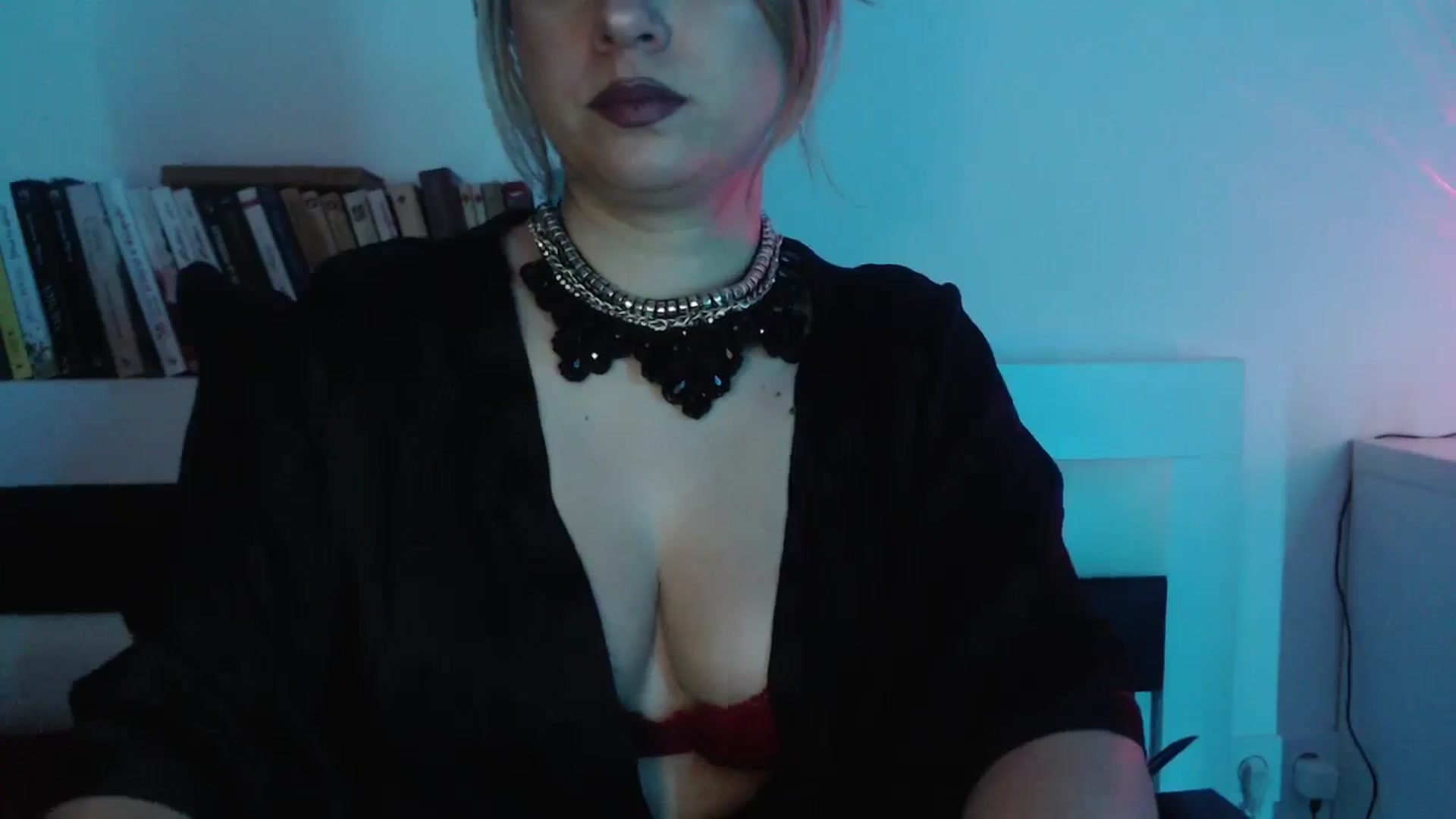 Gallery image thumbnail from Sandy___'s myfreecams stream on, 01/19/2025, 02:19 image 14 of 20