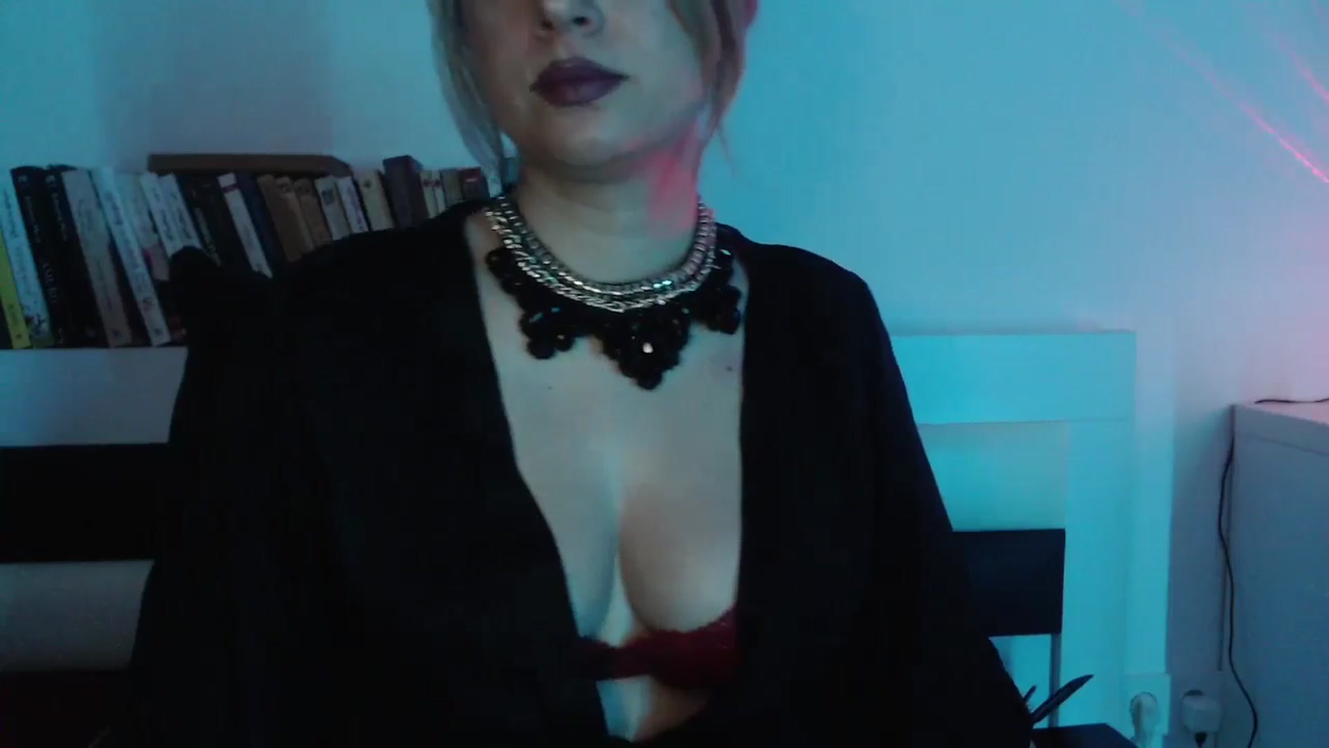 Gallery image thumbnail from Sandy___'s myfreecams stream on, 01/19/2025, 02:19 image 6 of 20