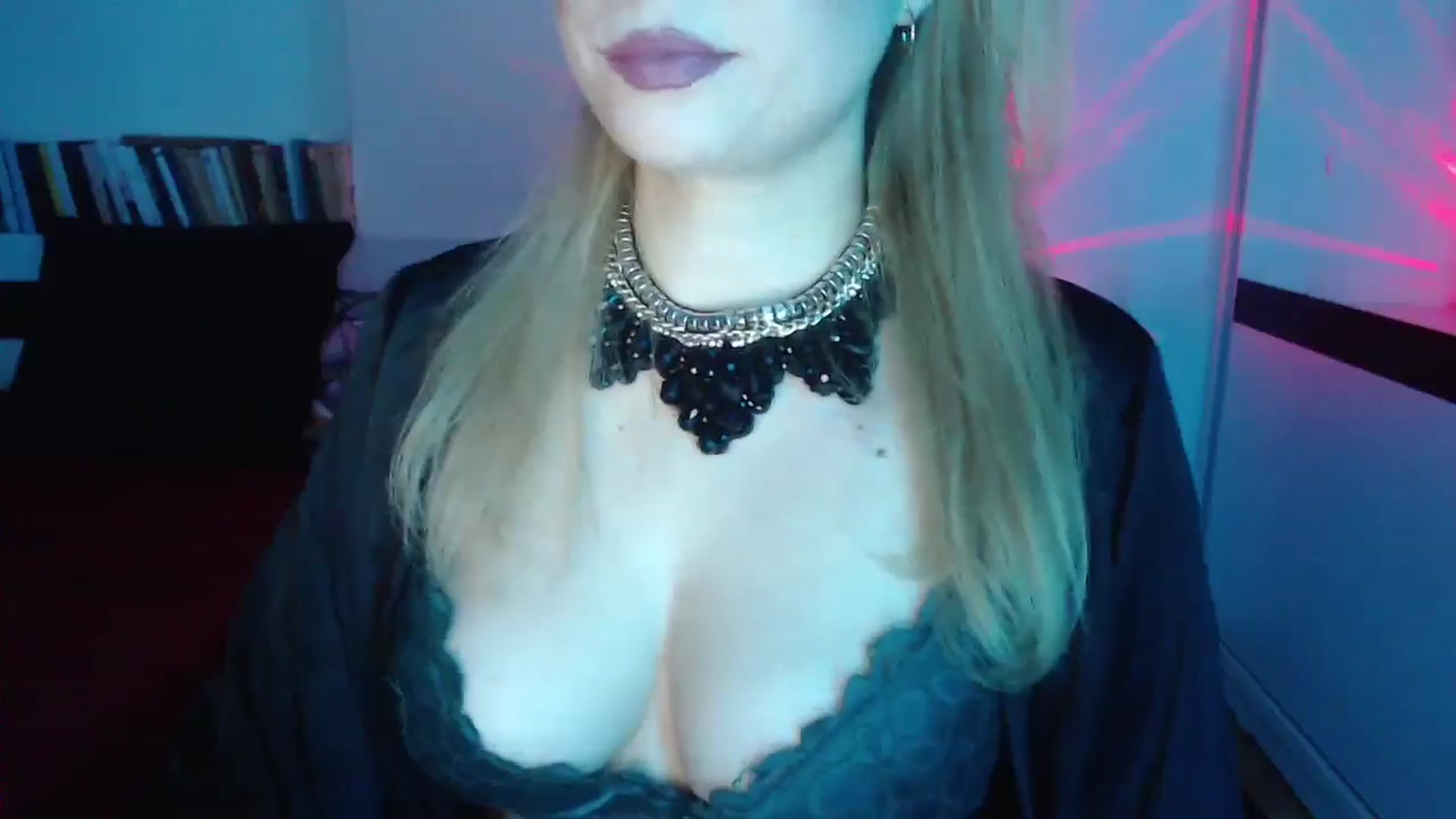 Gallery image thumbnail from Sandy___'s myfreecams stream on, 01/19/2025, 17:49 image 9 of 20