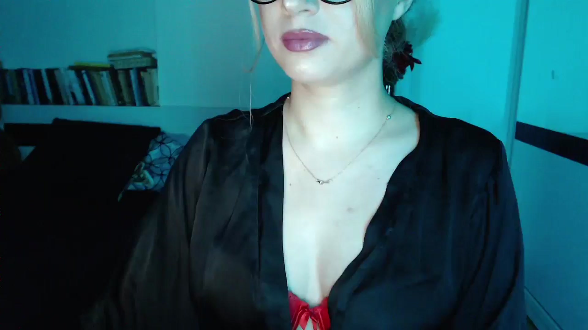 Gallery image thumbnail from Sandy___'s myfreecams stream on, 03/20/2025, 21:45 image 19 of 20
