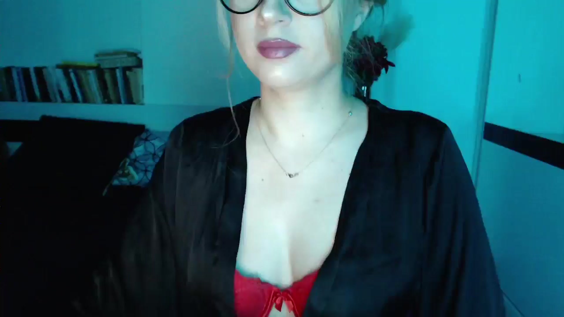 Gallery image thumbnail from Sandy___'s myfreecams stream on, 03/20/2025, 22:52 image 4 of 20