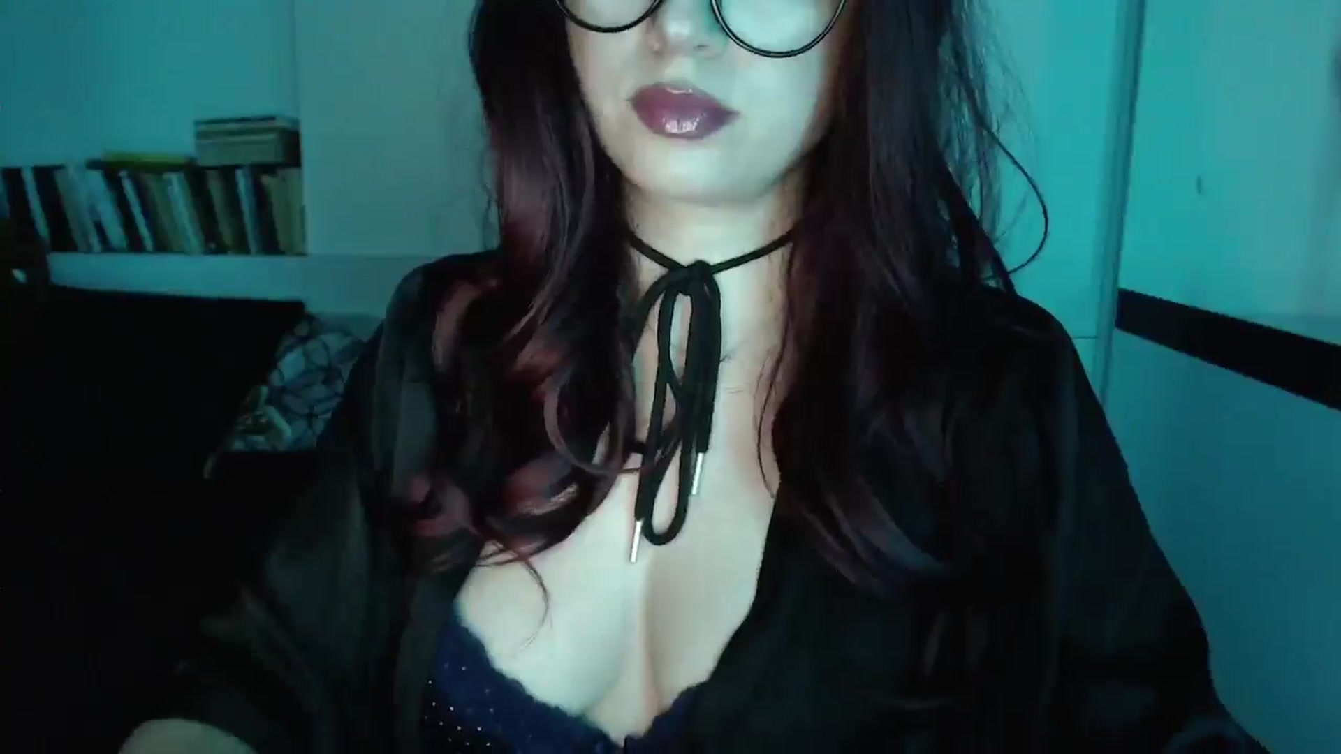 Gallery image thumbnail from Sandy___'s myfreecams stream on, 03/30/2025, 24:38 image 18 of 20
