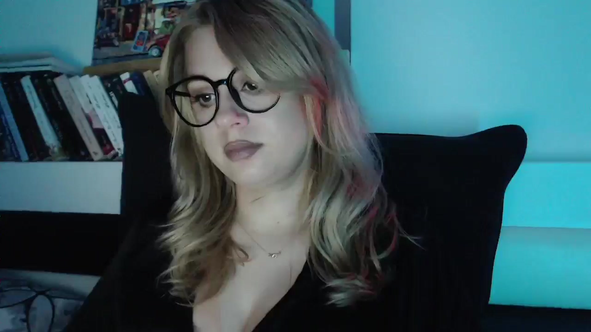 Gallery image thumbnail from Sandy___'s myfreecams stream on, 06/08/2025, 01:52 image 19 of 20