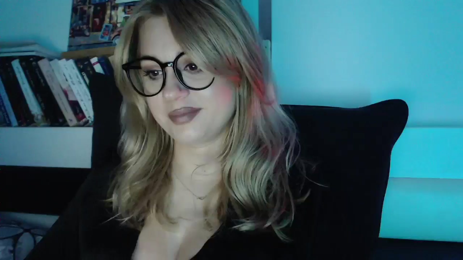 Gallery image thumbnail from Sandy___'s myfreecams stream on, 06/08/2025, 01:52 image 1 of 20