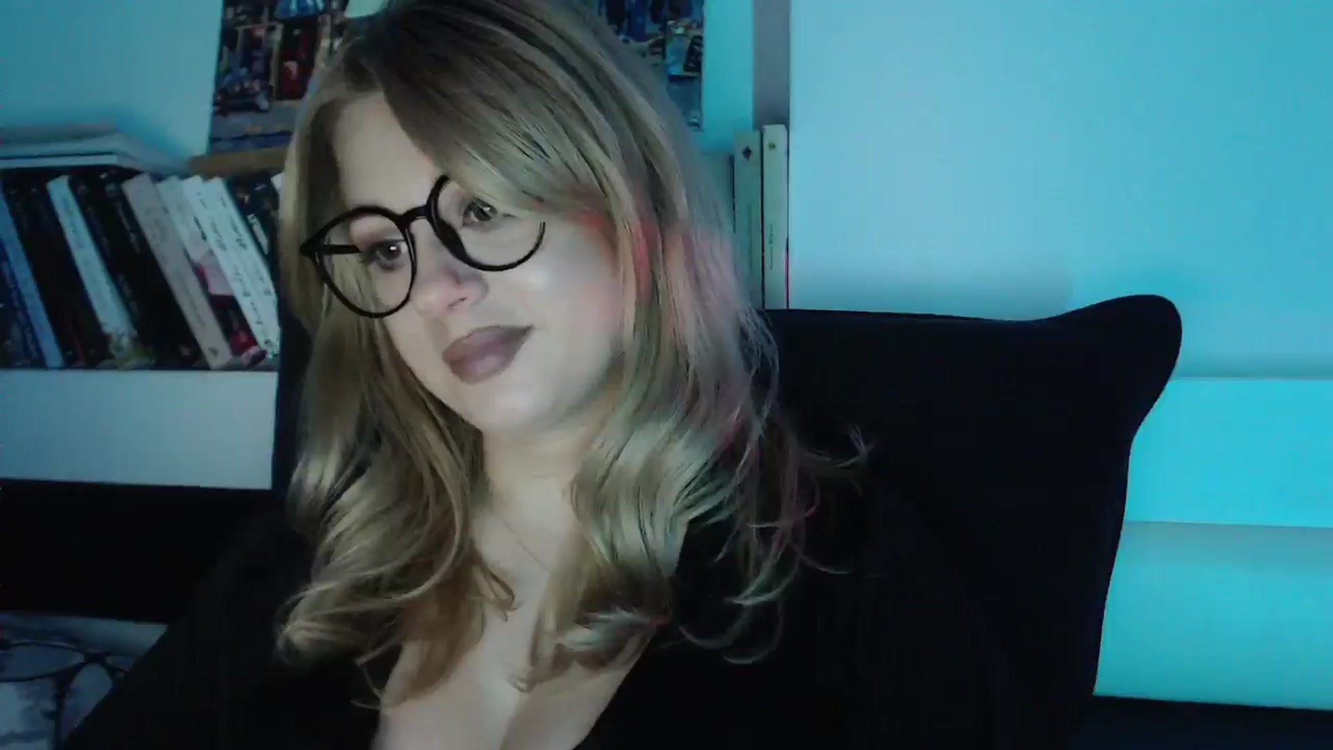 Gallery image thumbnail from Sandy___'s myfreecams stream on, 06/08/2025, 01:52 image 10 of 20