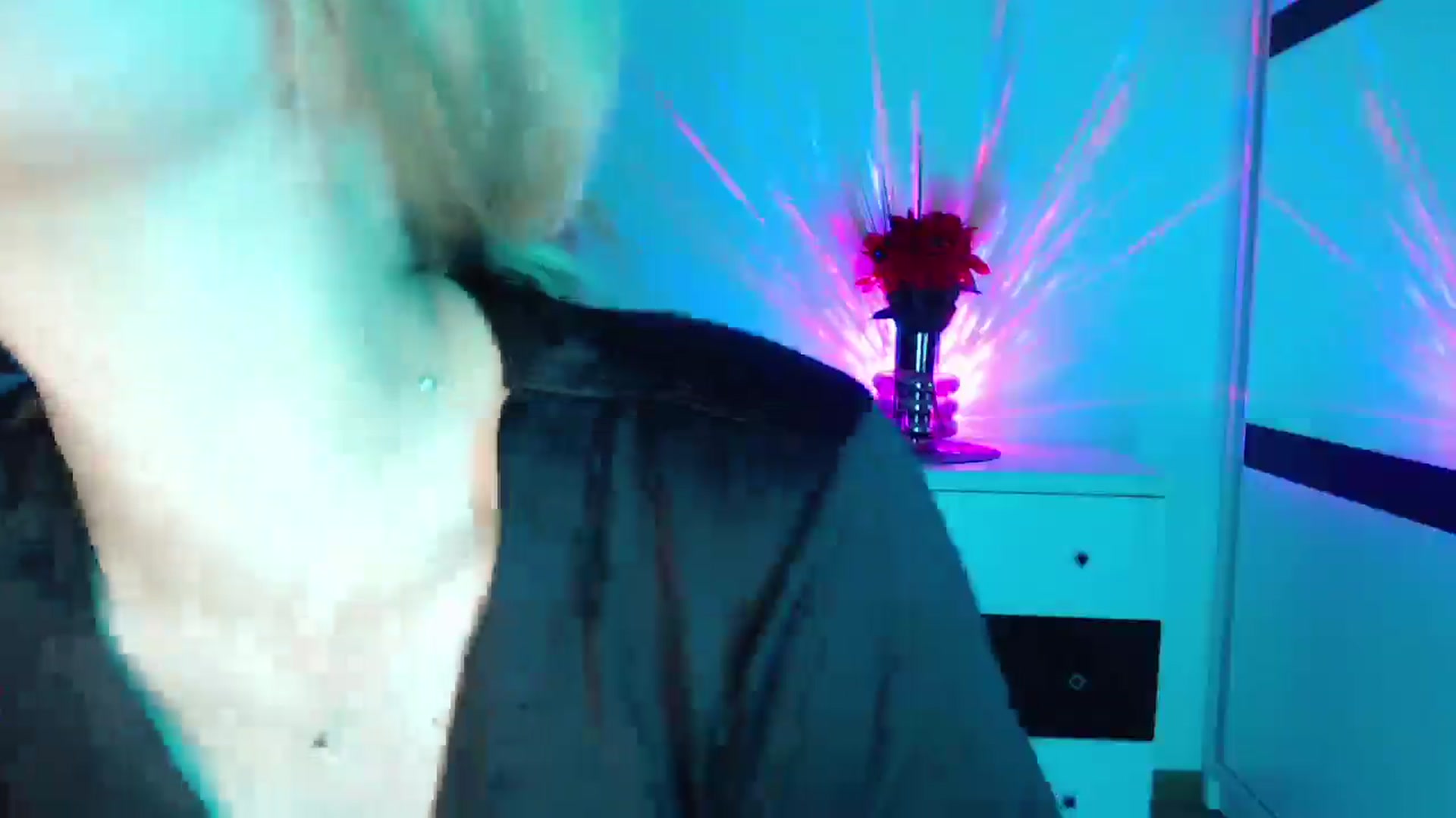Gallery image thumbnail from Sandy___'s myfreecams stream on, 06/21/2025, 23:18 image 14 of 20