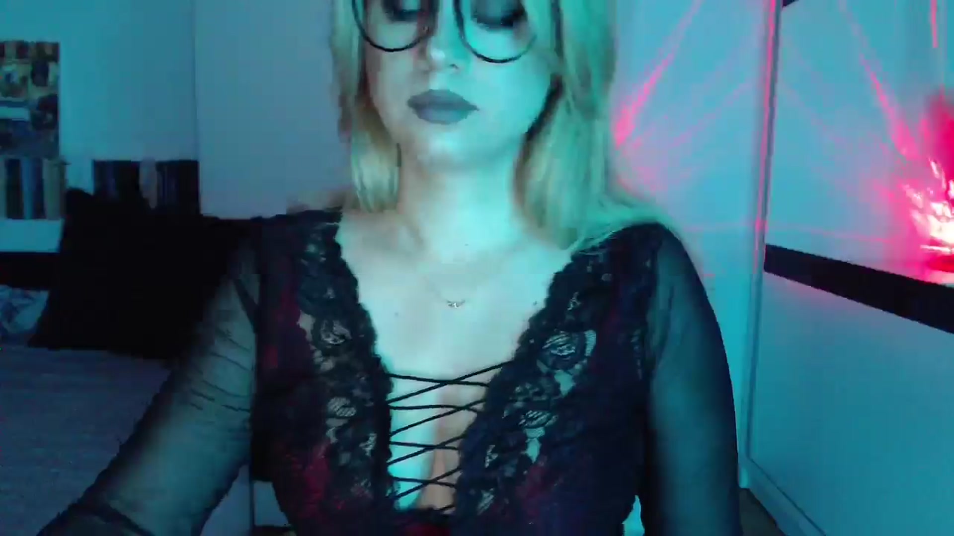 Gallery image thumbnail from Sandy___'s myfreecams stream on, 06/28/2025, 23:44 image 10 of 20