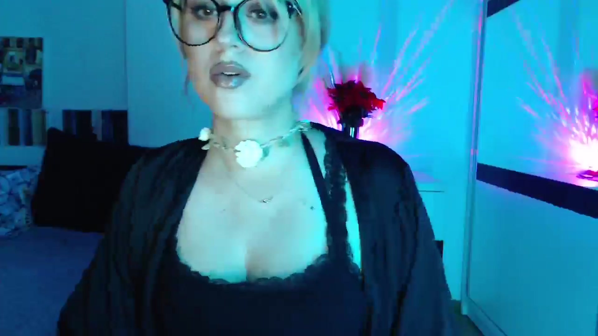 Gallery image thumbnail from Sandy___'s myfreecams stream on, 07/20/2025, 17:32 image 14 of 20