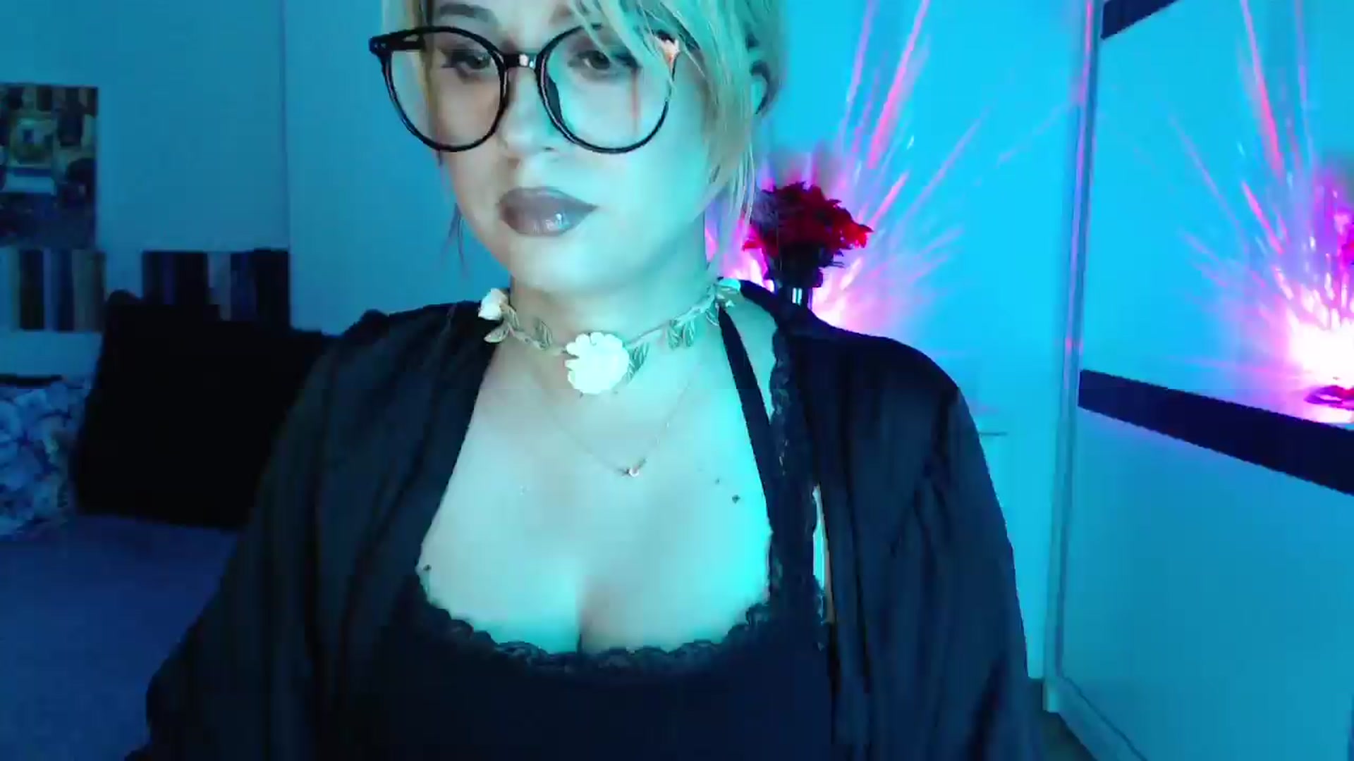 Gallery image thumbnail from Sandy___'s myfreecams stream on, 07/20/2025, 17:32 image 3 of 20