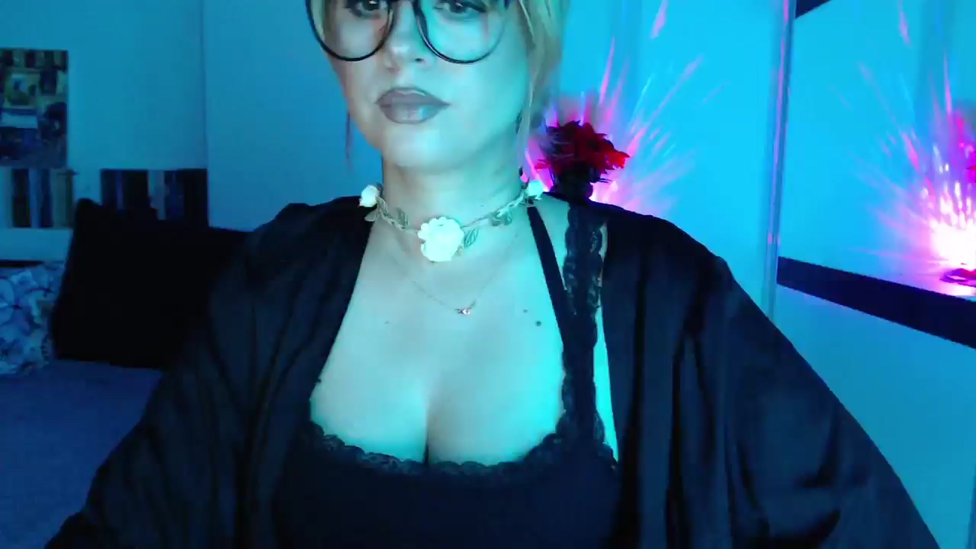 Gallery image thumbnail from Sandy___'s myfreecams stream on, 07/20/2025, 19:44 image 12 of 20