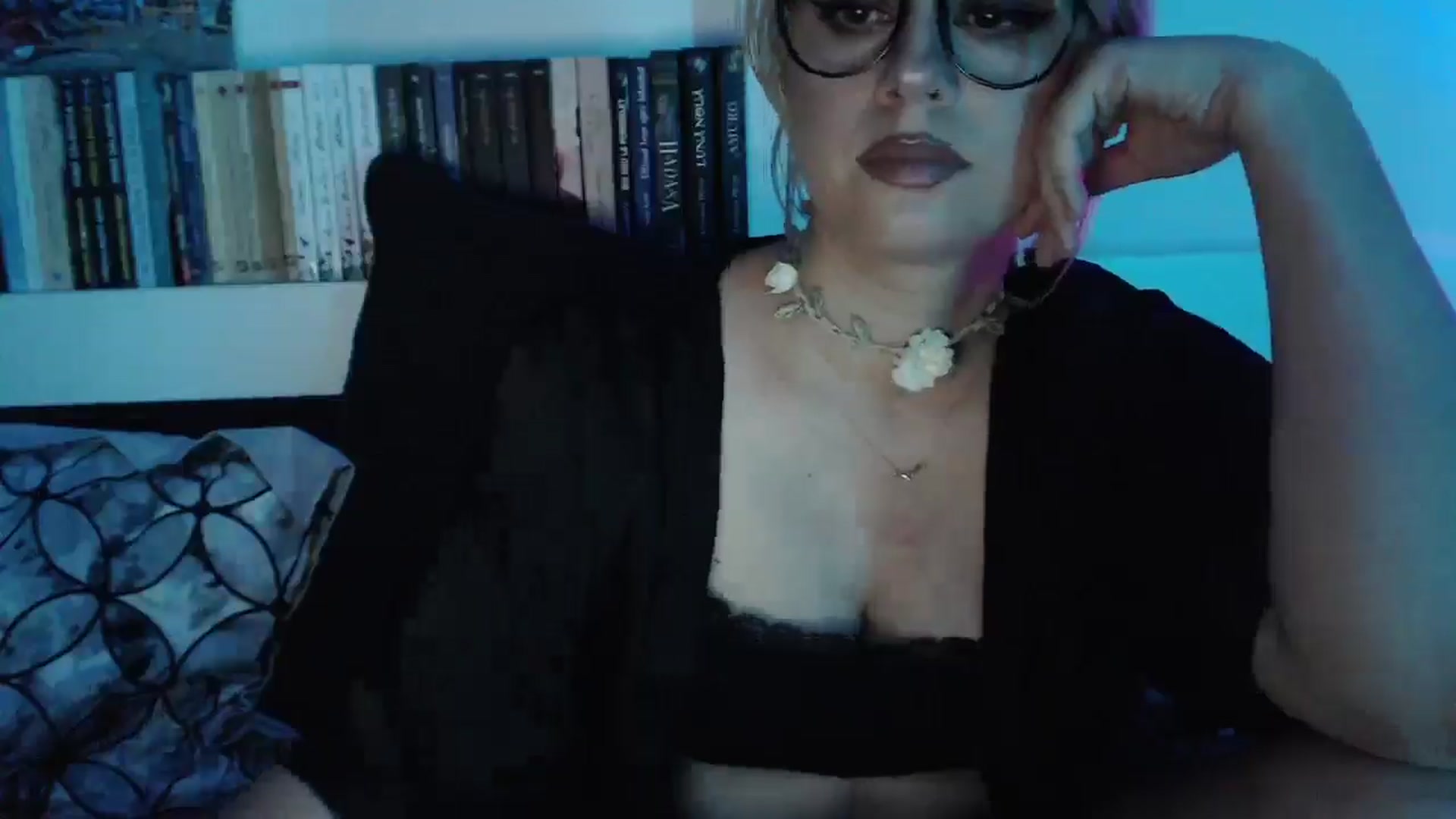 Gallery image thumbnail from Sandy___'s myfreecams stream on, 07/20/2025, 21:05 image 10 of 20
