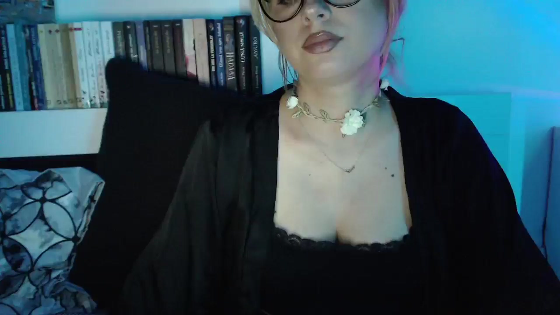 Gallery image thumbnail from Sandy___'s myfreecams stream on, 07/20/2025, 21:05 image 15 of 20