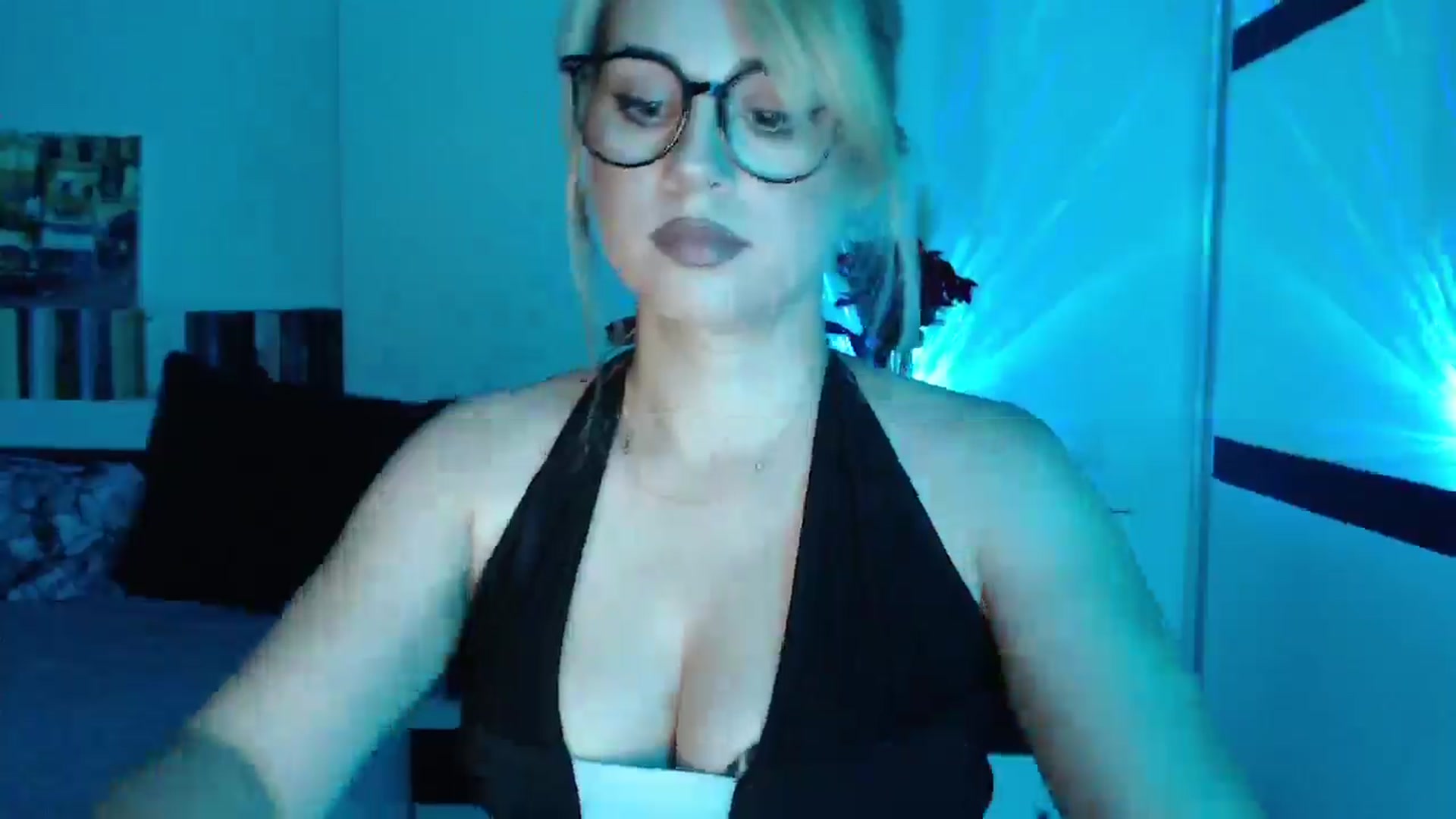 Gallery image thumbnail from Sandy___'s myfreecams stream on, 07/23/2025, 18:30 image 8 of 20