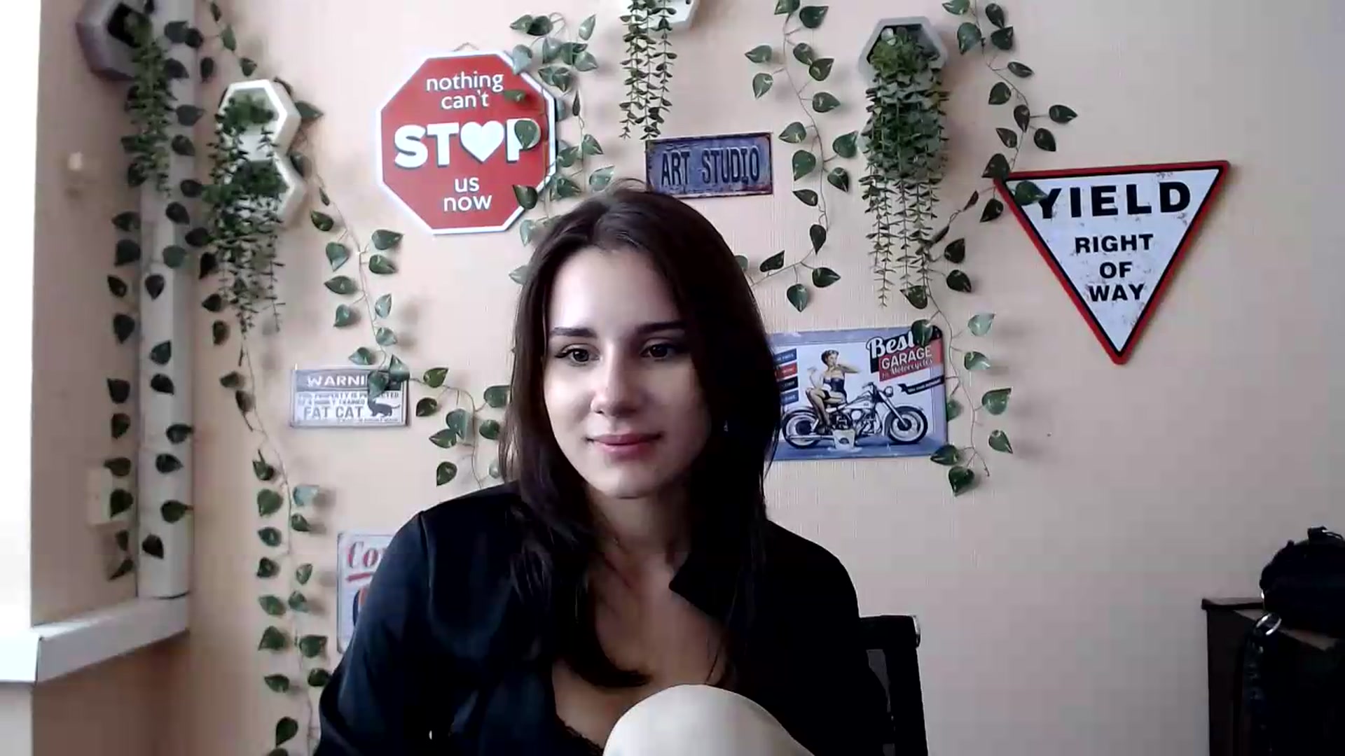 Gallery image thumbnail from Sangria_'s myfreecams stream on, 08/20/2026, 15:57 image 19 of 20
