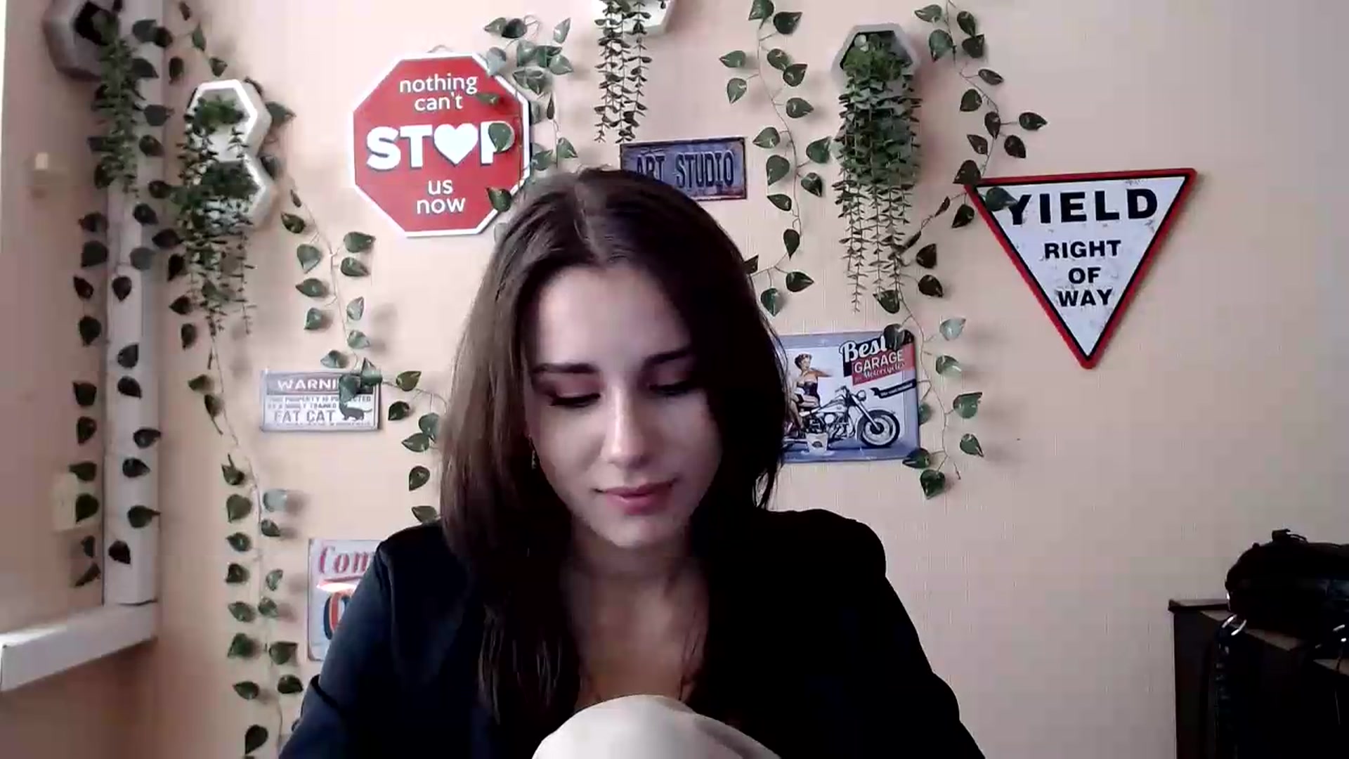 Gallery image thumbnail from Sangria_'s myfreecams stream on, 08/20/2026, 16:41 image 4 of 20