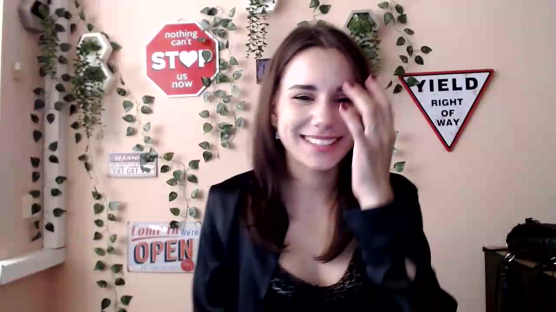 Gallery image thumbnail from Sangria_'s myfreecams stream on, 08/20/2026, 16:41 image 14 of 20