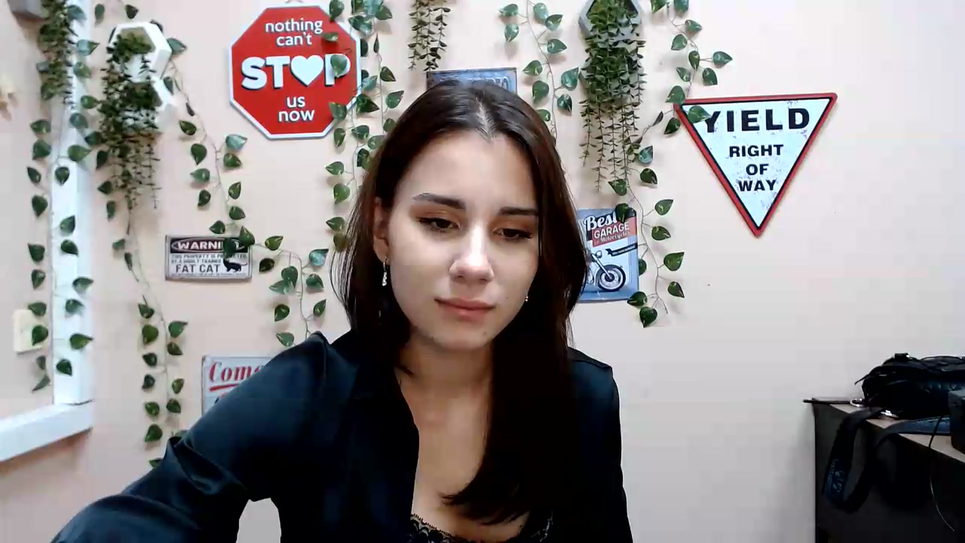Gallery image thumbnail from Sangria_'s myfreecams stream on, 08/20/2026, 17:54 image 18 of 20
