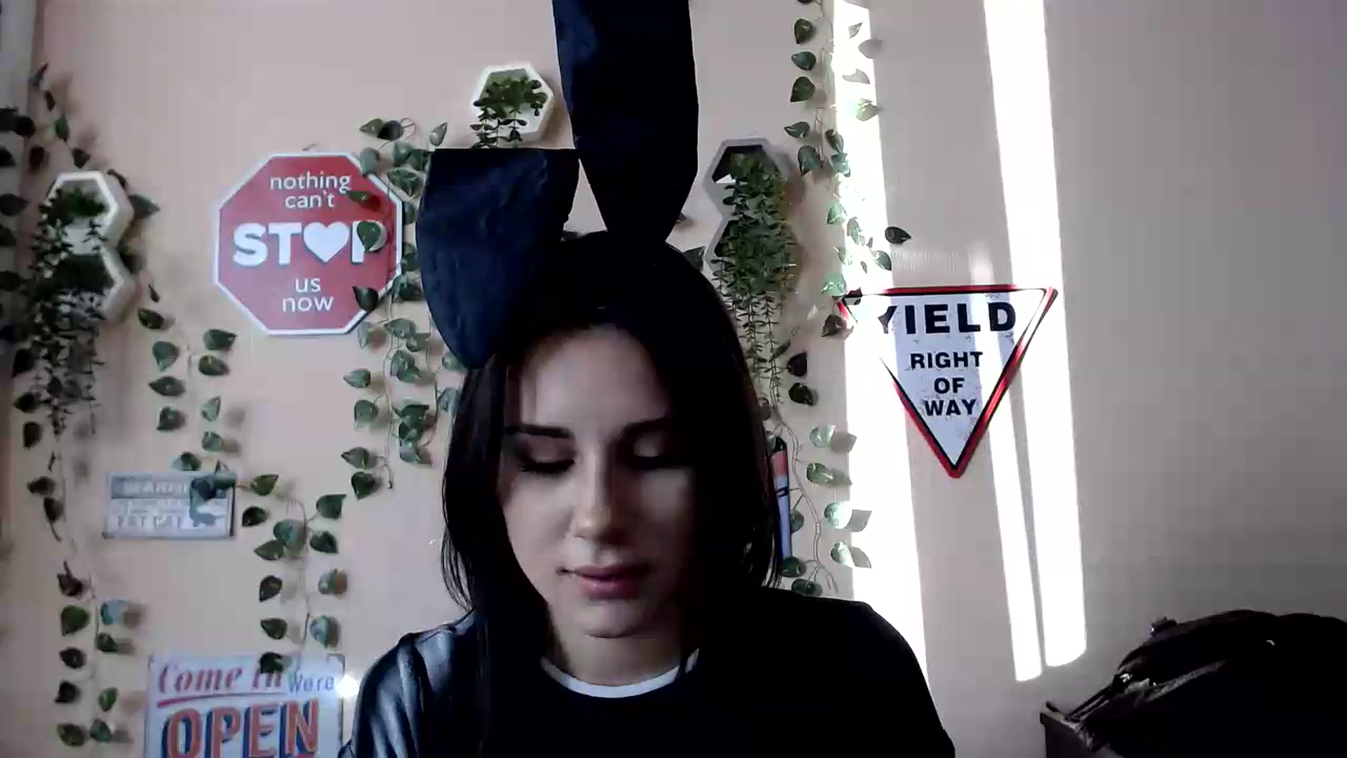 Gallery image thumbnail from Sangria_'s myfreecams stream on, 08/24/2026, 16:22 image 2 of 20