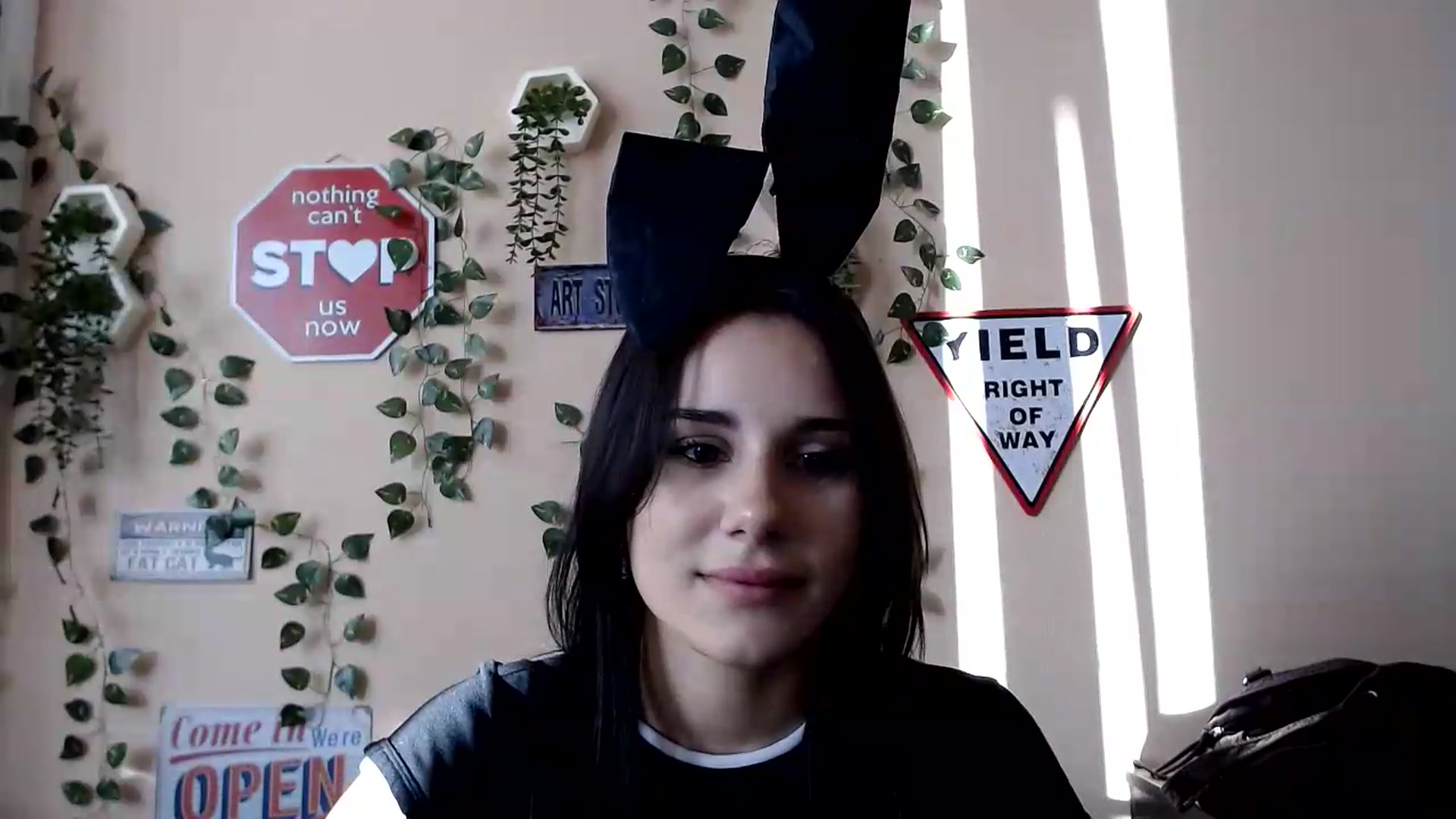 Gallery image thumbnail from Sangria_'s myfreecams stream on, 08/24/2026, 16:22 image 6 of 20