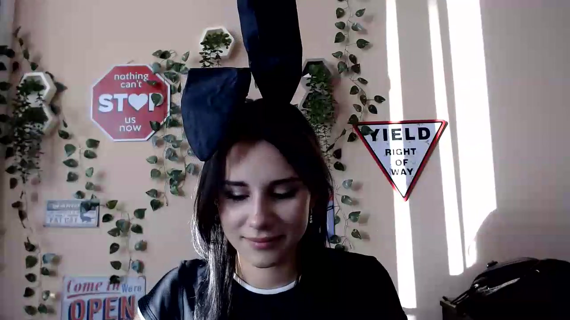 Gallery image thumbnail from Sangria_'s myfreecams stream on, 08/24/2026, 16:22 image 12 of 20