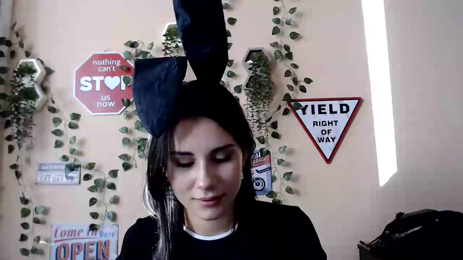 Gallery image thumbnail from Sangria_'s myfreecams stream on, 08/24/2026, 16:22 image 10 of 20
