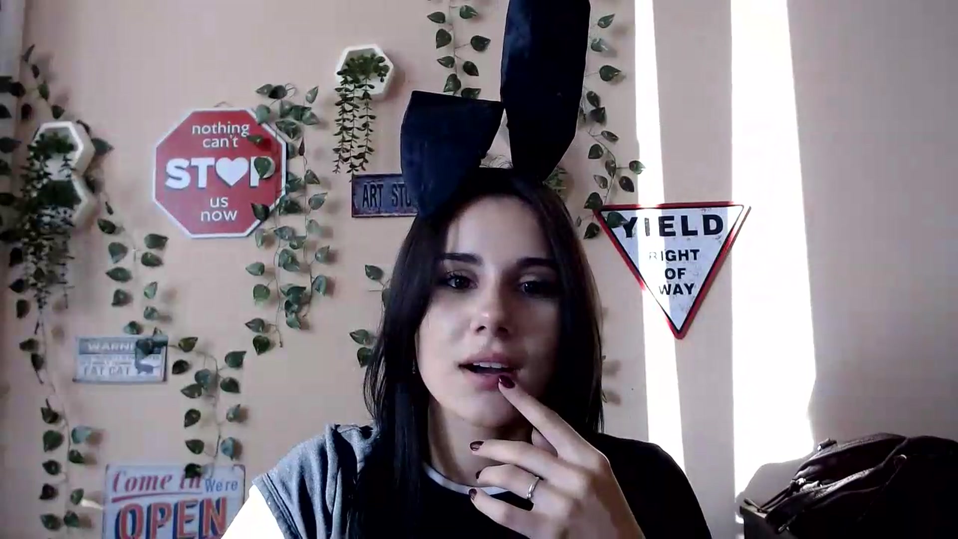 Gallery image thumbnail from Sangria_'s myfreecams stream on, 08/24/2026, 16:22 image 9 of 20