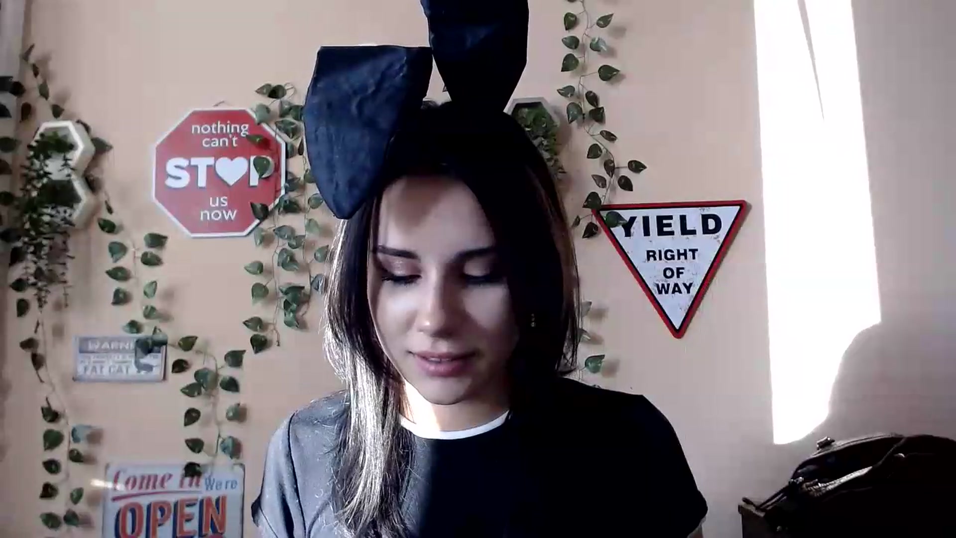 Gallery image thumbnail from Sangria_'s myfreecams stream on, 08/24/2026, 16:22 image 19 of 20