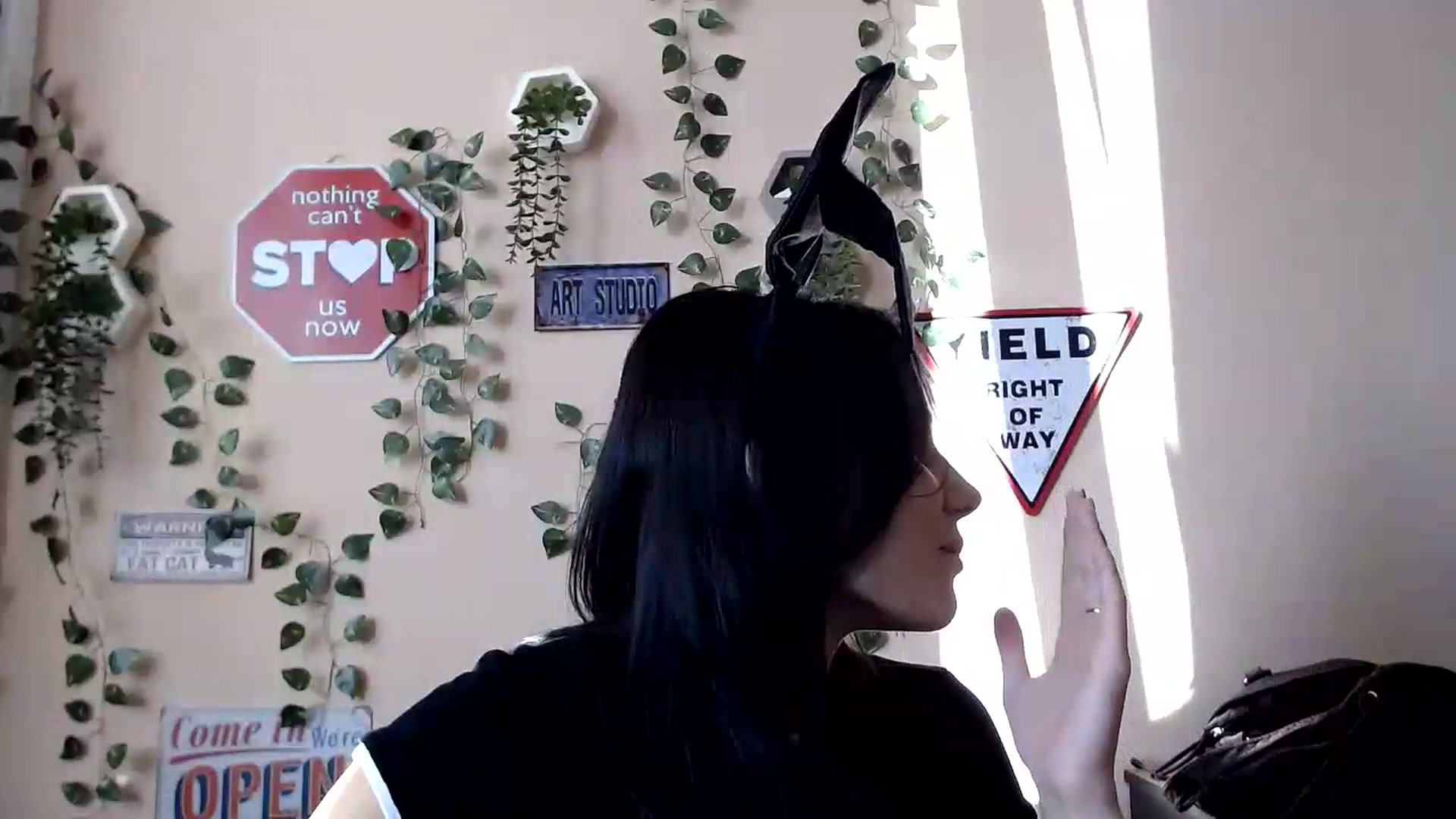 Gallery image thumbnail from Sangria_'s myfreecams stream on, 08/24/2026, 16:22 image 4 of 20