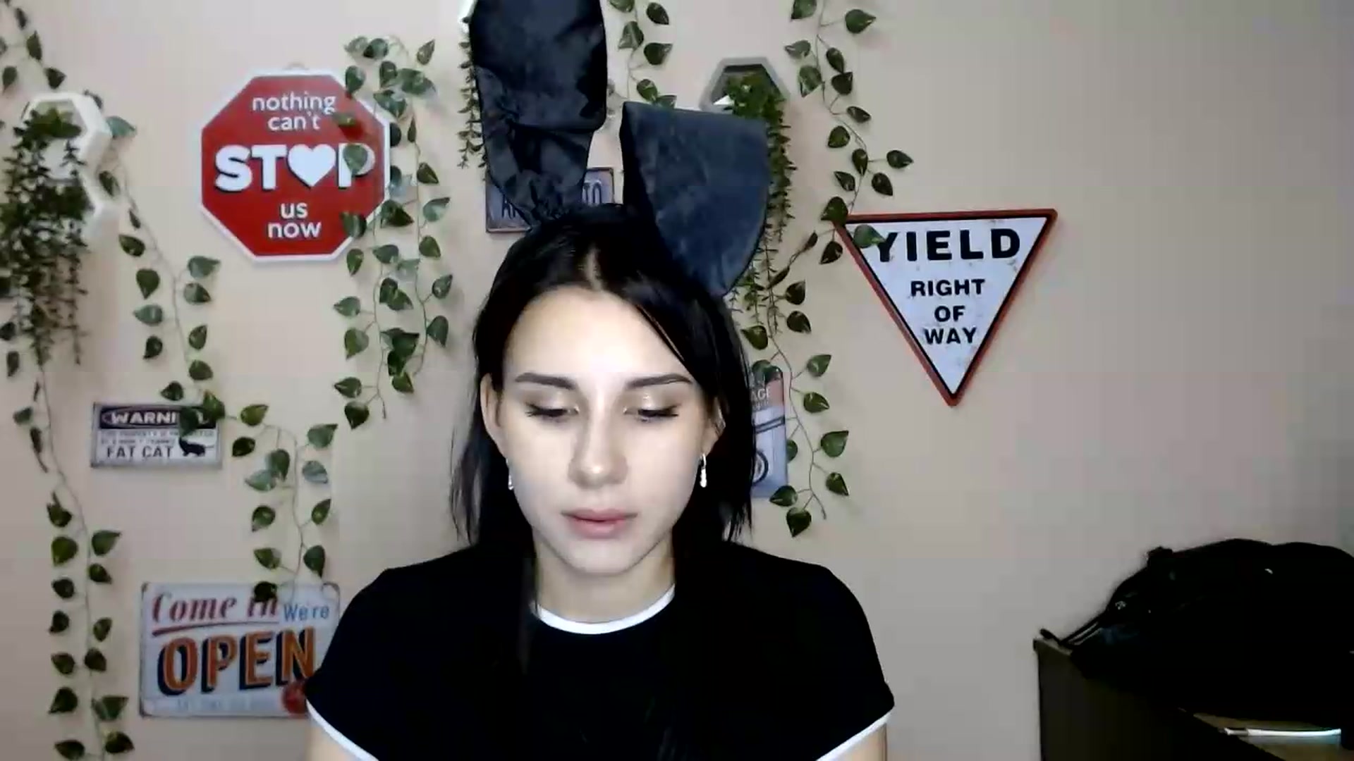 Gallery image thumbnail from Sangria_'s myfreecams stream on, 08/24/2026, 17:48 image 6 of 20