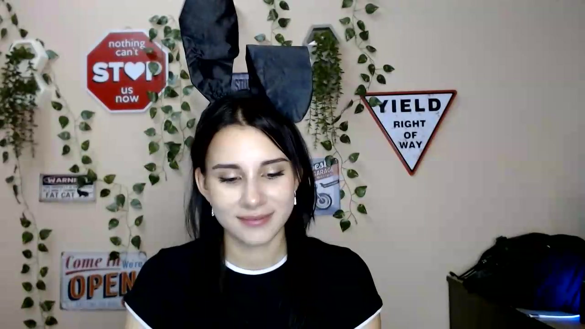 Gallery image thumbnail from Sangria_'s myfreecams stream on, 08/24/2026, 17:48 image 9 of 20