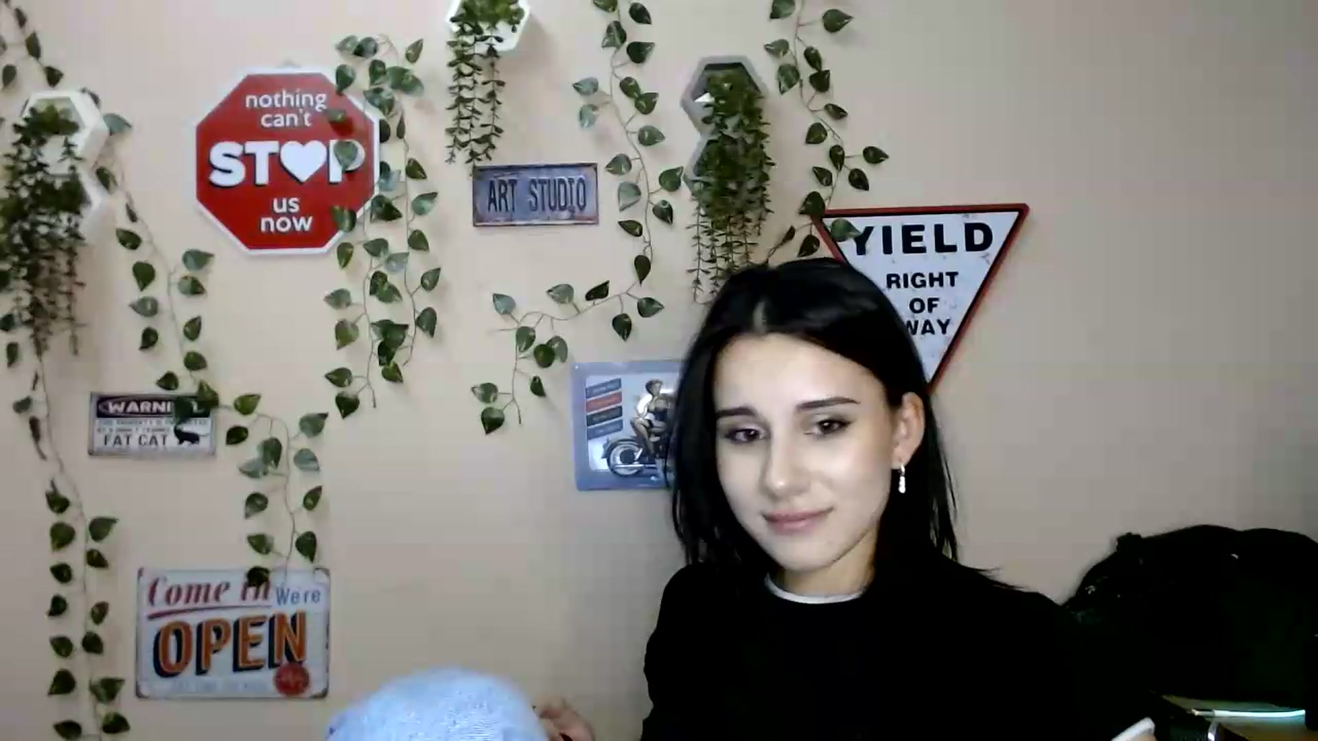 Gallery image thumbnail from Sangria_'s myfreecams stream on, 08/24/2026, 17:48 image 20 of 20