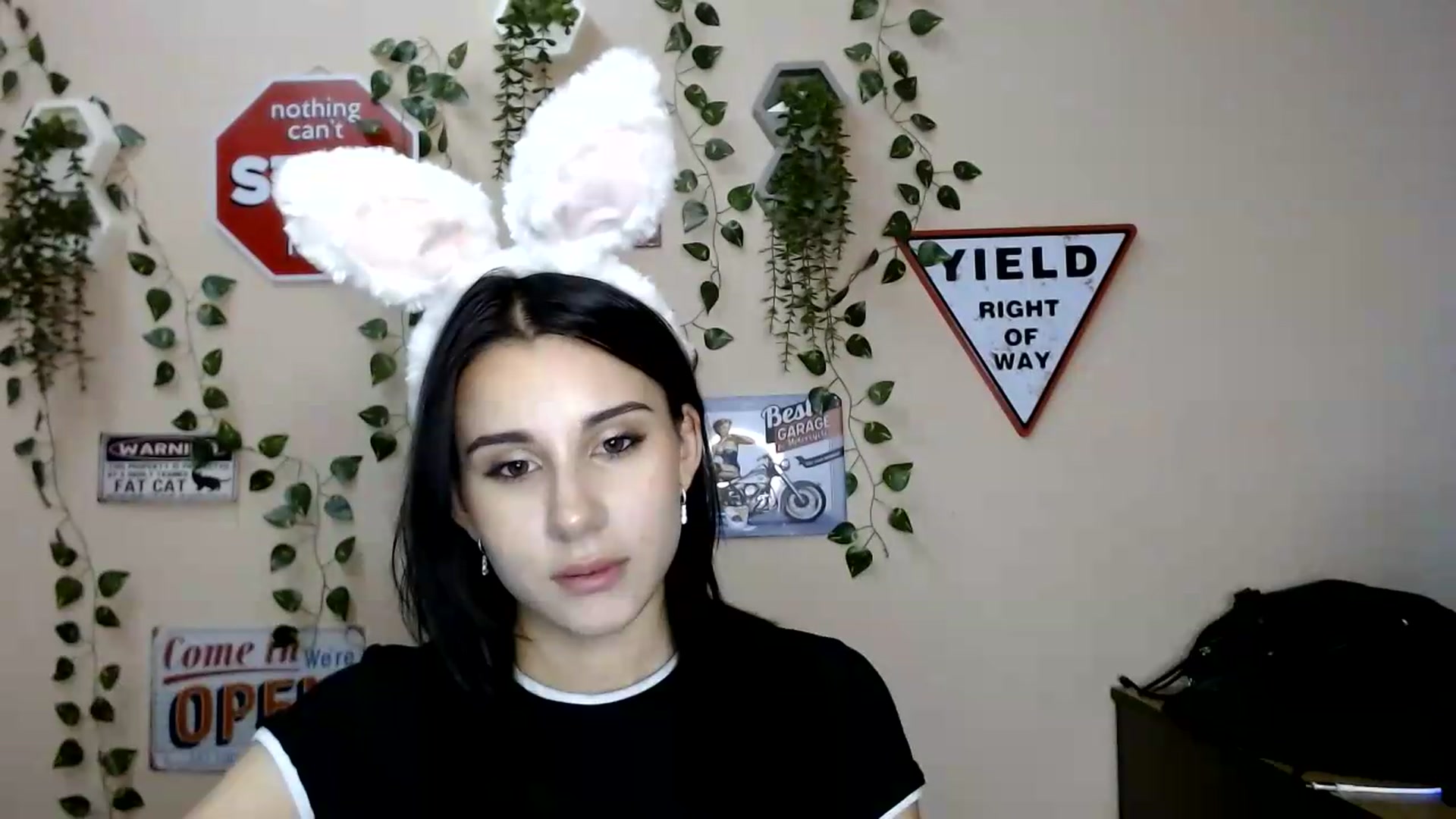 Gallery image thumbnail from Sangria_'s myfreecams stream on, 08/24/2026, 18:21 image 8 of 20