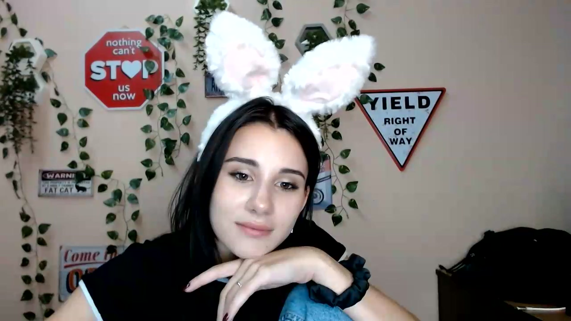 Gallery image thumbnail from Sangria_'s myfreecams stream on, 08/24/2026, 18:21 image 3 of 20