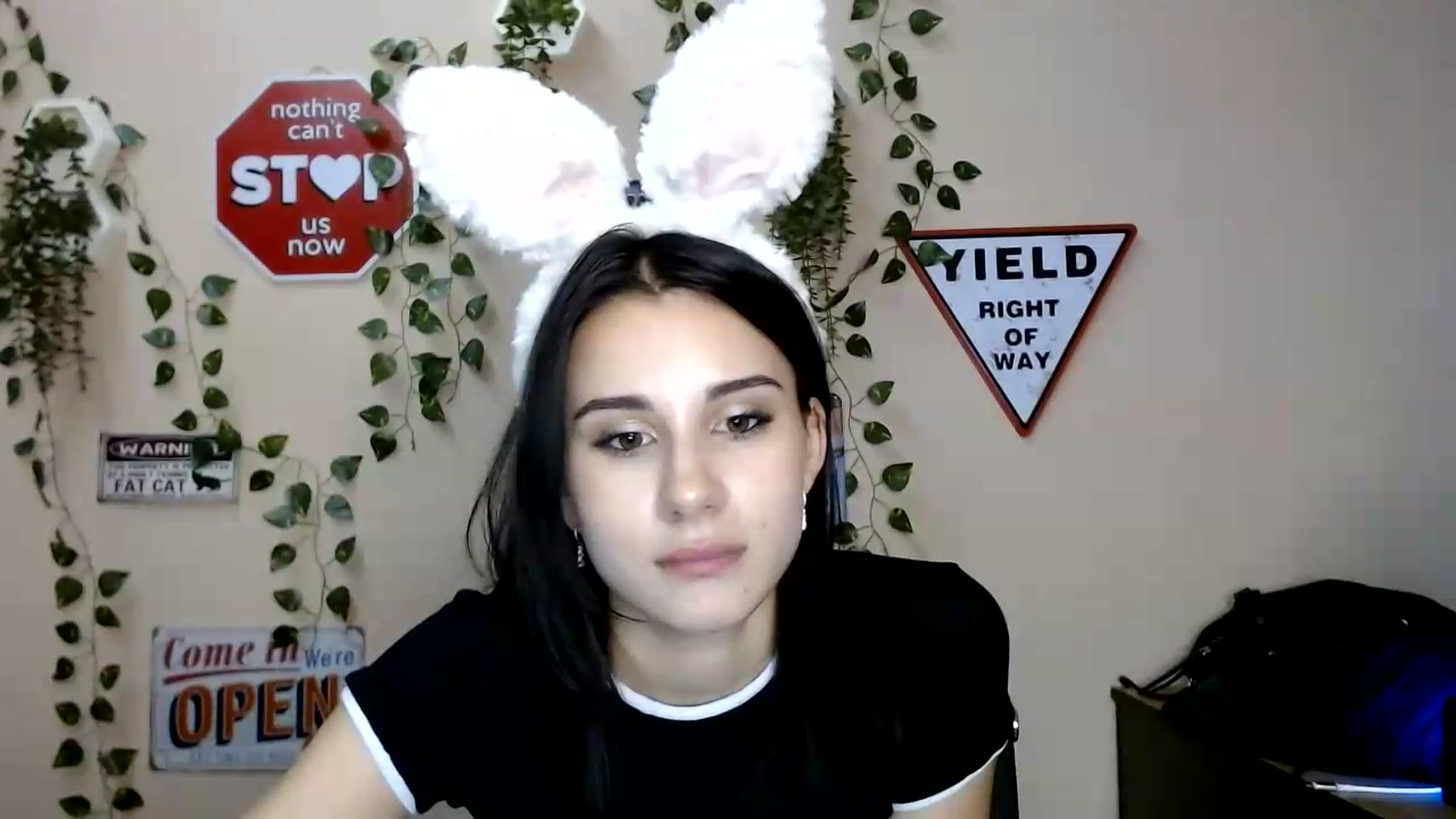 Gallery image thumbnail from Sangria_'s myfreecams stream on, 08/24/2026, 18:21 image 4 of 20