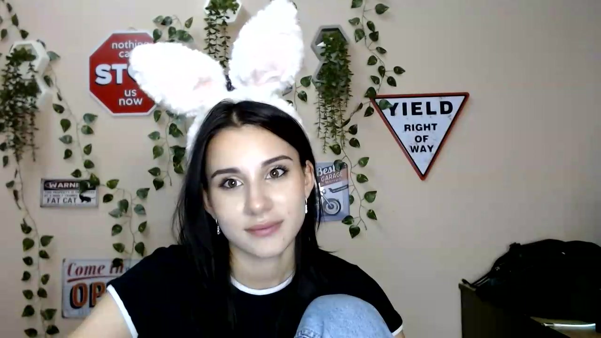 Gallery image thumbnail from Sangria_'s myfreecams stream on, 08/24/2026, 18:21 image 2 of 20