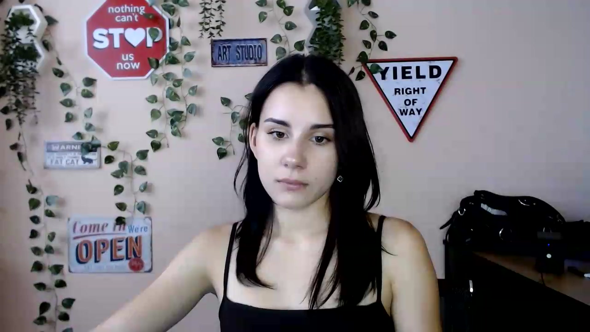 Gallery image thumbnail from Sangria_'s myfreecams stream on, 09/01/2026, 13:18 image 18 of 20