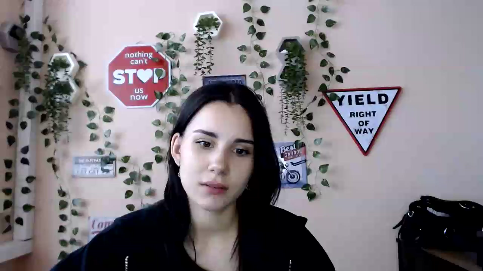 Gallery image thumbnail from Sangria_'s myfreecams stream on, 09/01/2026, 13:18 image 1 of 20