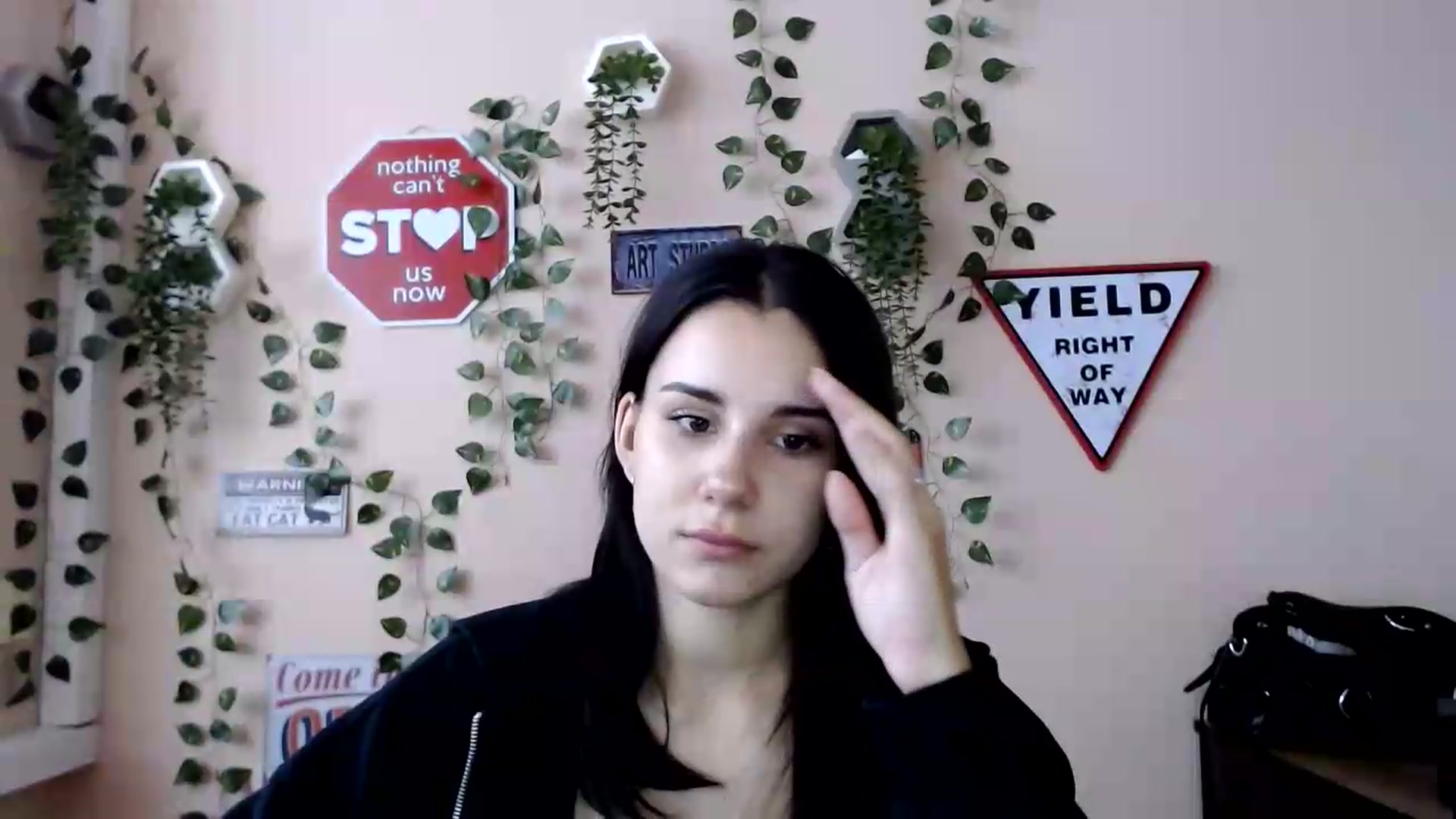 Gallery image thumbnail from Sangria_'s myfreecams stream on, 09/01/2026, 13:18 image 2 of 20