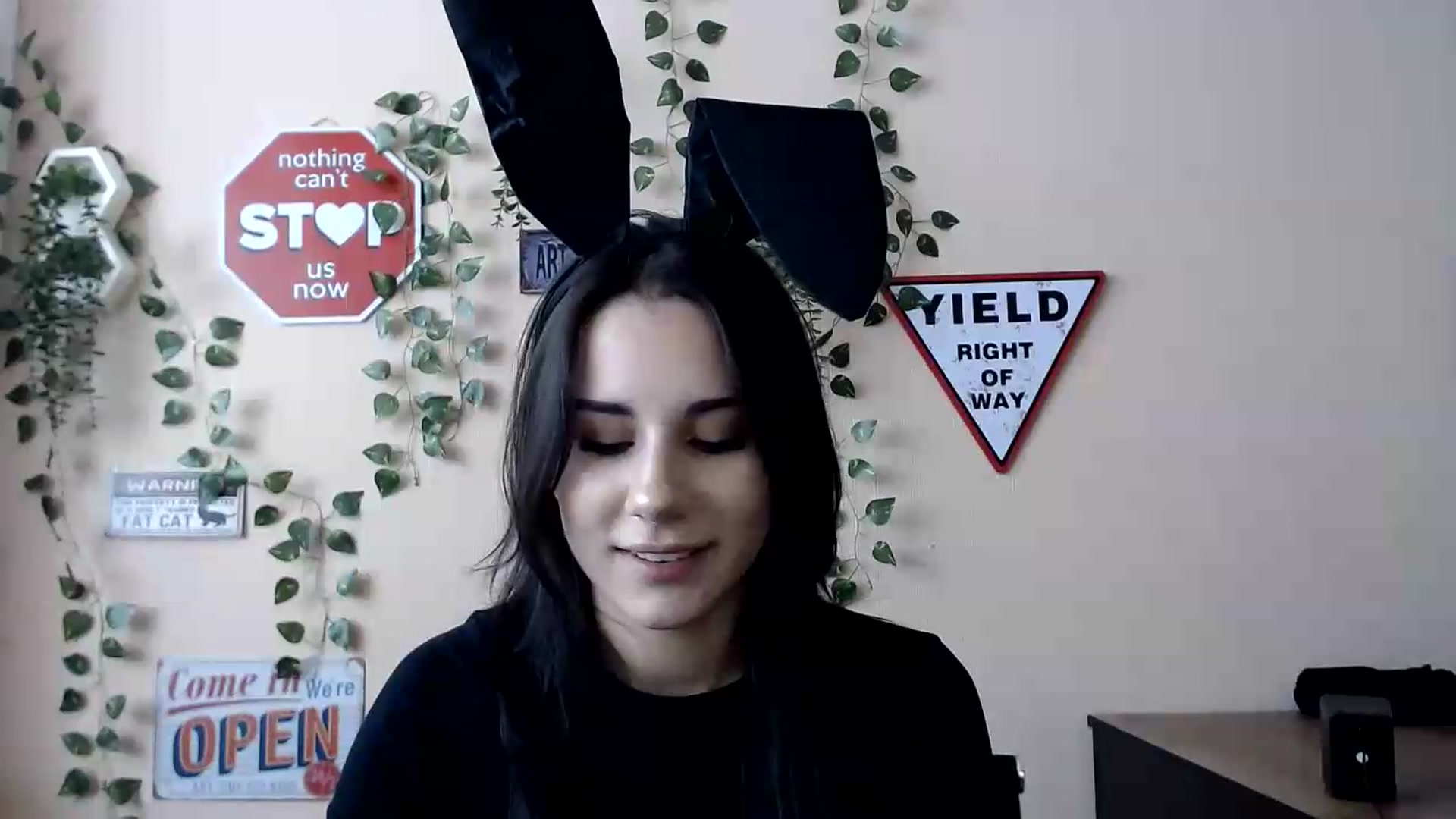 Gallery image thumbnail from Sangria_'s myfreecams stream on, 09/03/2026, 14:55 image 10 of 20