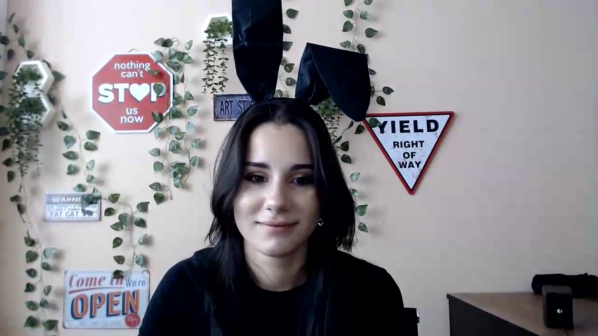 Gallery image thumbnail from Sangria_'s myfreecams stream on, 09/03/2026, 14:55 image 20 of 20
