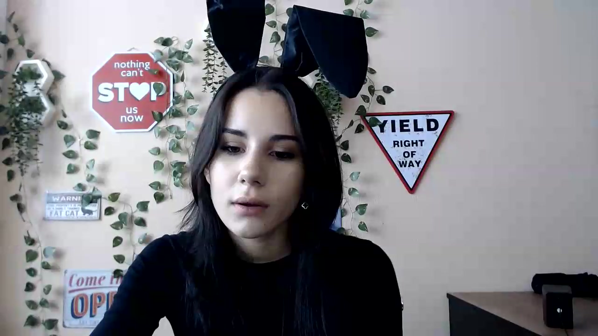 Gallery image thumbnail from Sangria_'s myfreecams stream on, 09/03/2026, 14:55 image 2 of 20