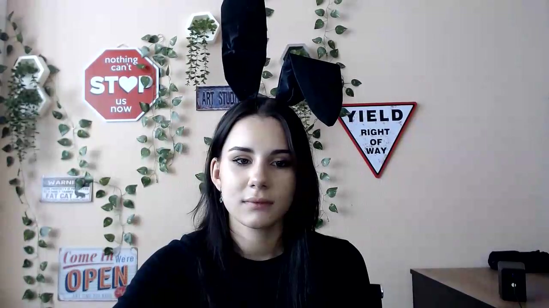 Gallery image thumbnail from Sangria_'s myfreecams stream on, 09/03/2026, 14:55 image 18 of 20