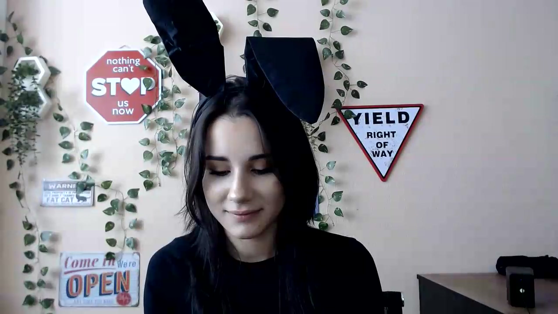 Gallery image thumbnail from Sangria_'s myfreecams stream on, 09/03/2026, 14:55 image 6 of 20