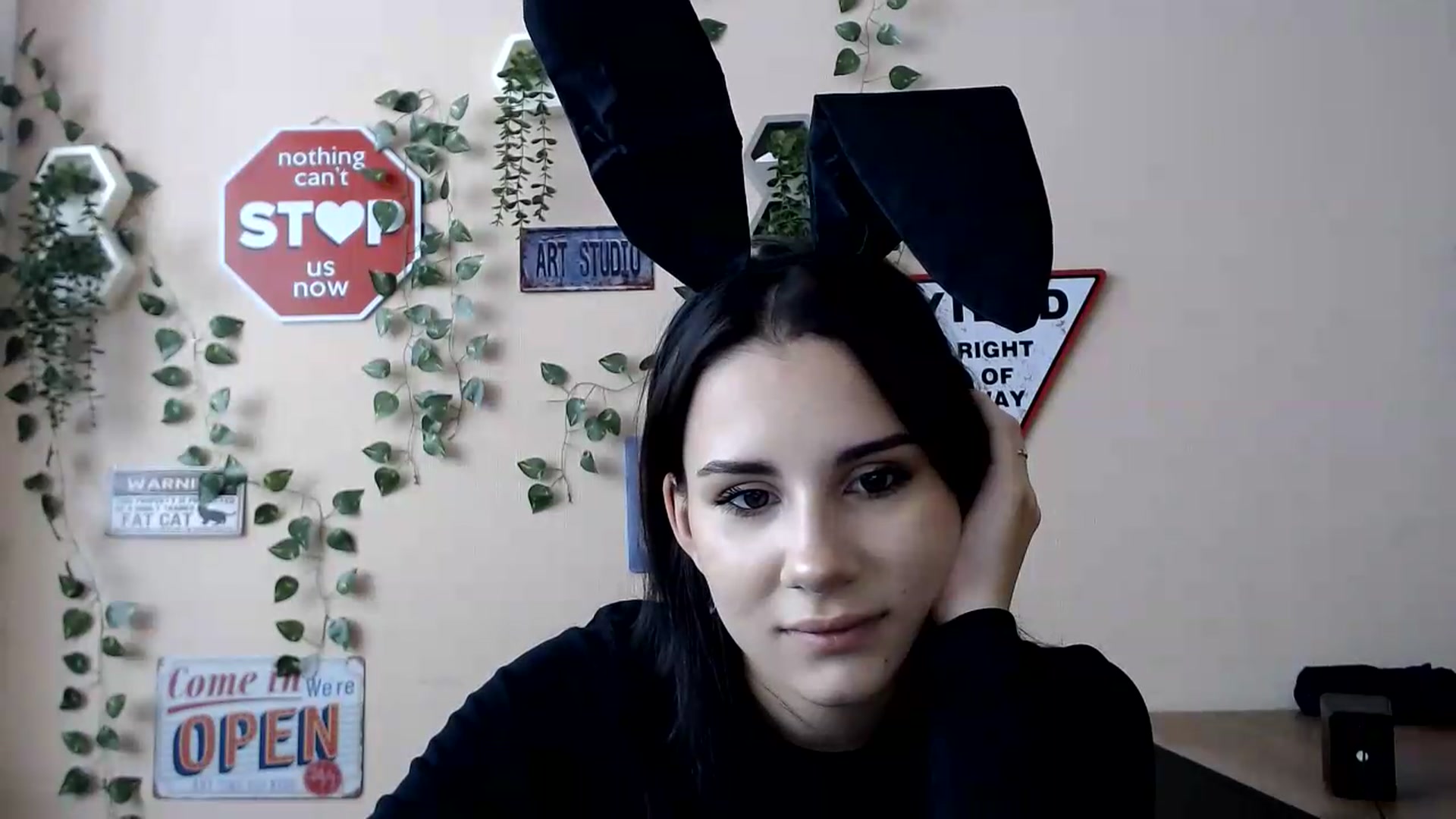 Gallery image thumbnail from Sangria_'s myfreecams stream on, 09/03/2026, 14:55 image 19 of 20