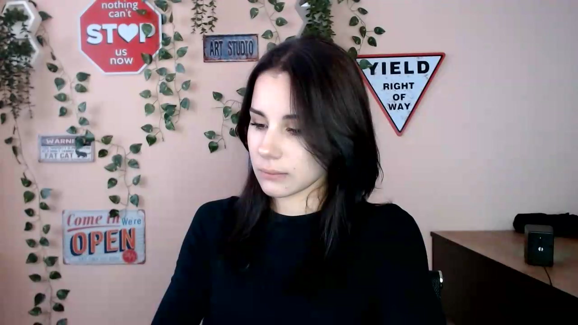 Gallery image thumbnail from Sangria_'s myfreecams stream on, 09/03/2026, 16:41 image 4 of 20