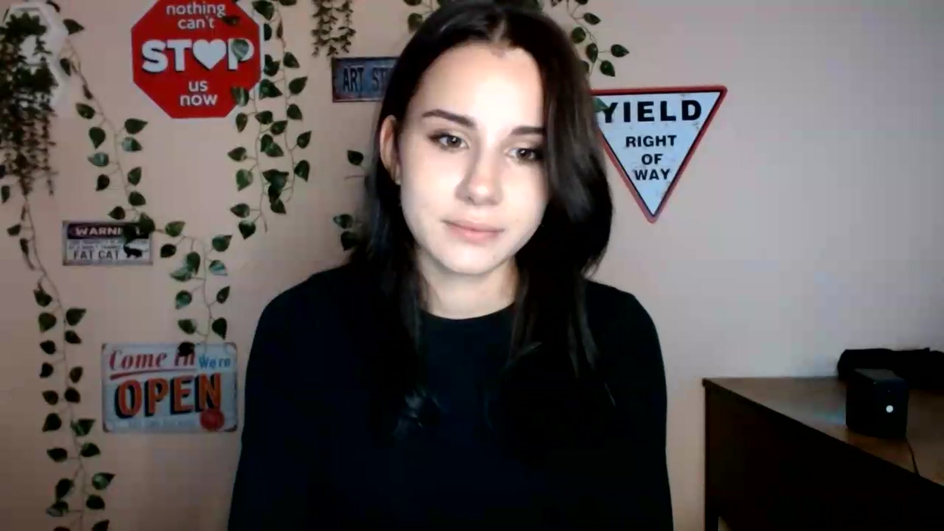 Gallery image thumbnail from Sangria_'s myfreecams stream on, 09/03/2026, 17:14 image 2 of 20