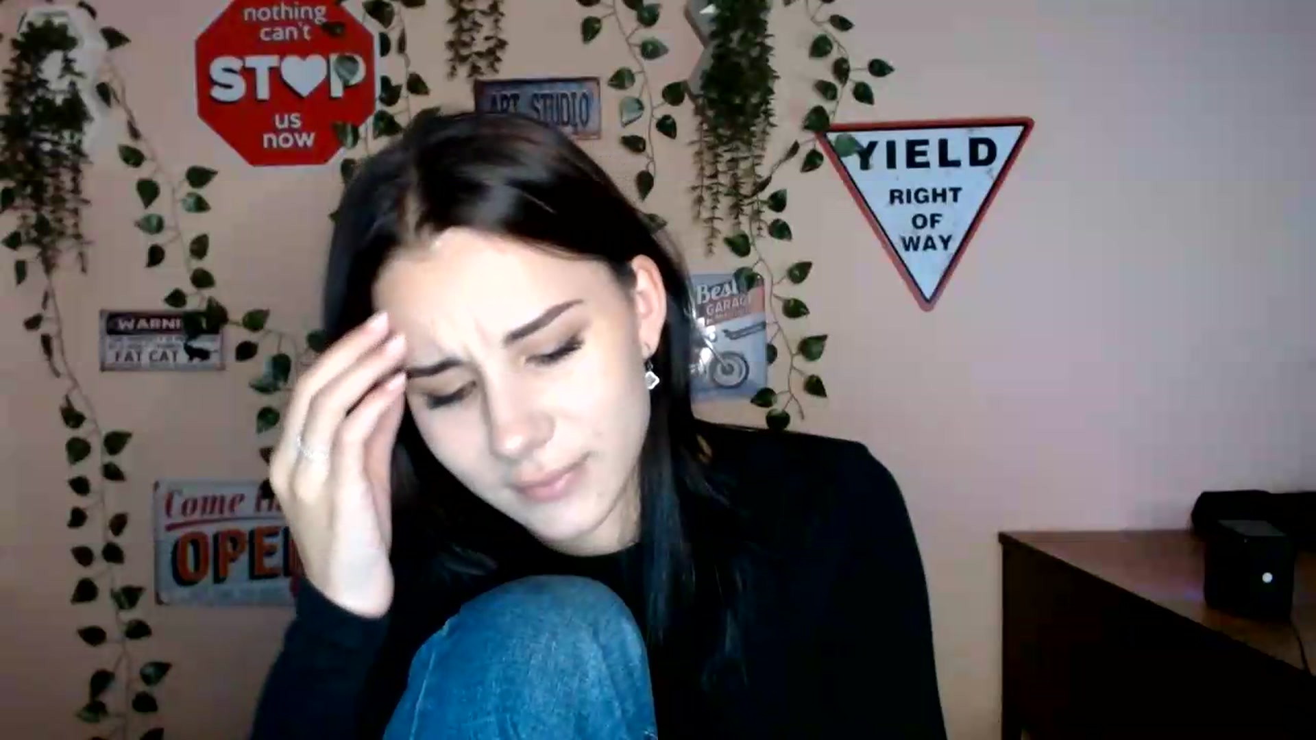 Gallery image thumbnail from Sangria_'s myfreecams stream on, 09/03/2026, 17:14 image 19 of 20