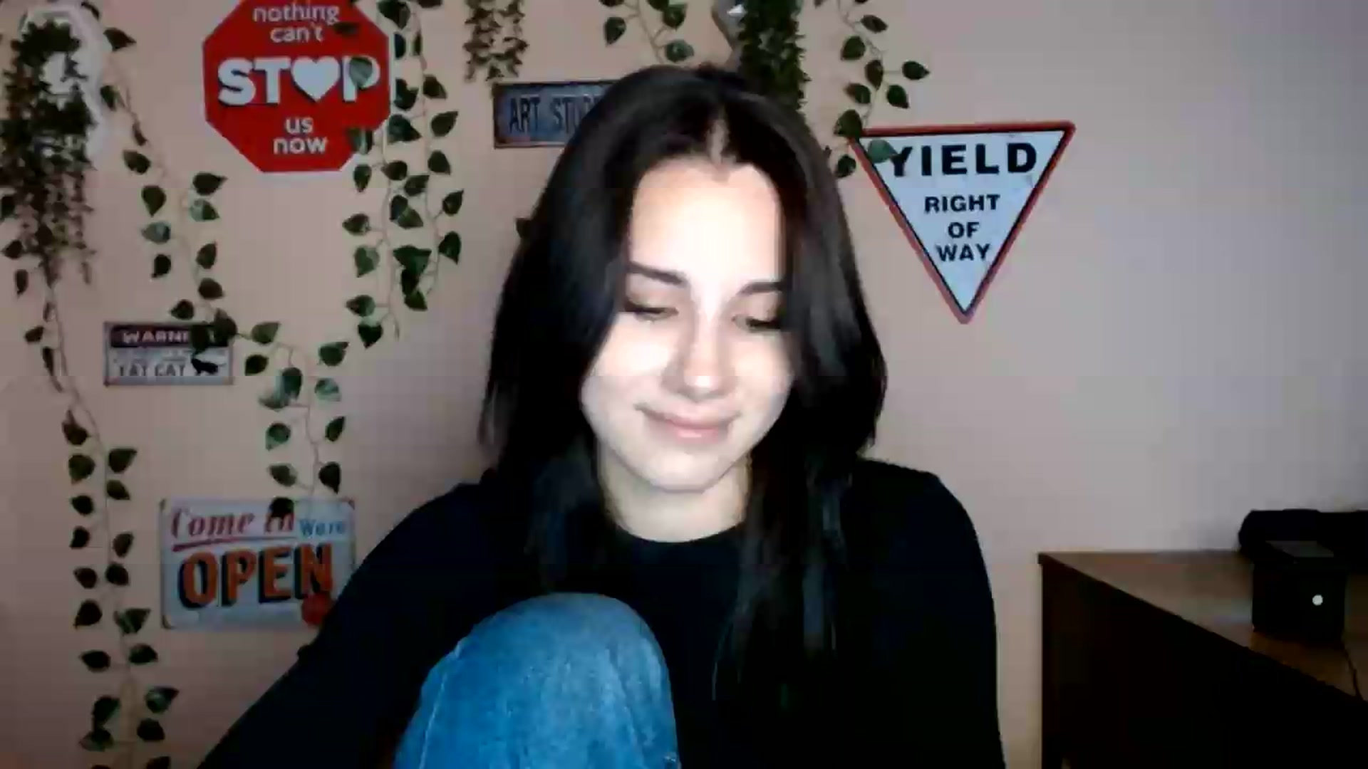 Gallery image thumbnail from Sangria_'s myfreecams stream on, 09/03/2026, 17:14 image 8 of 20