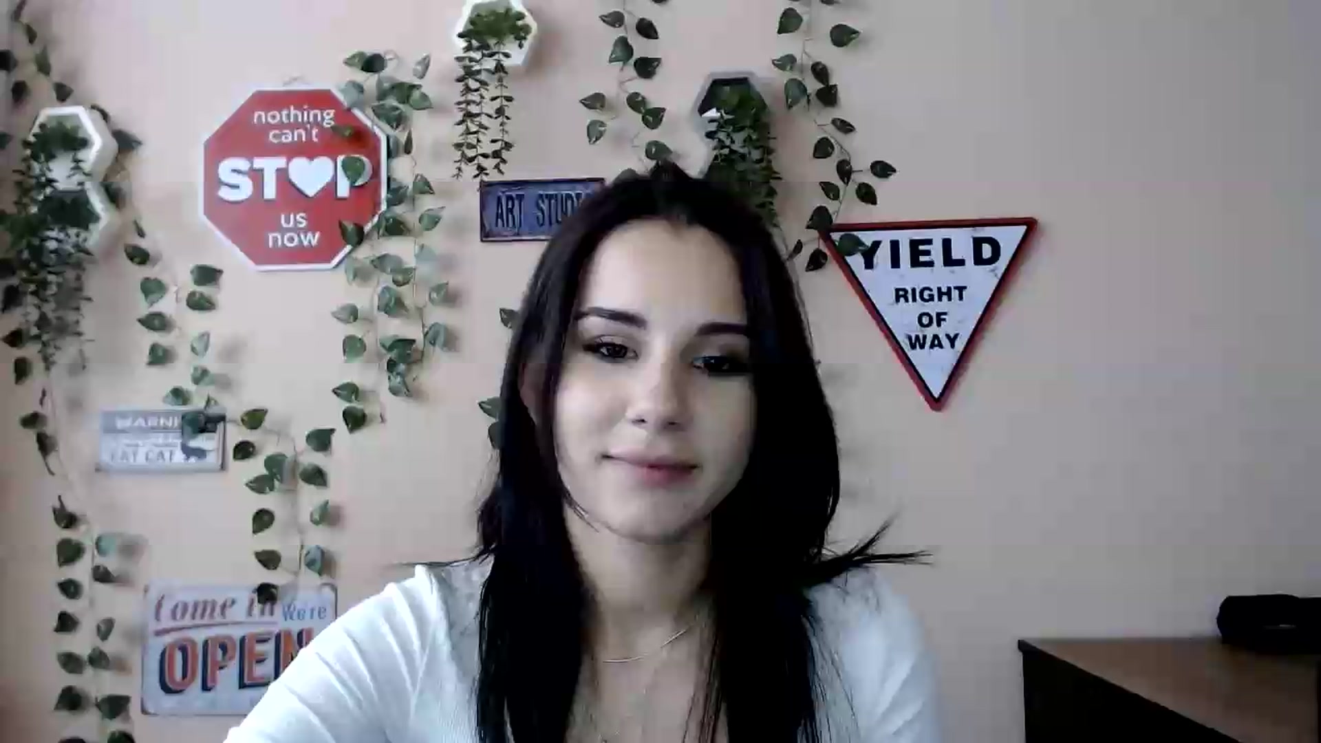 Gallery image thumbnail from Sangria_'s myfreecams stream on, 09/04/2026, 15:53 image 1 of 20