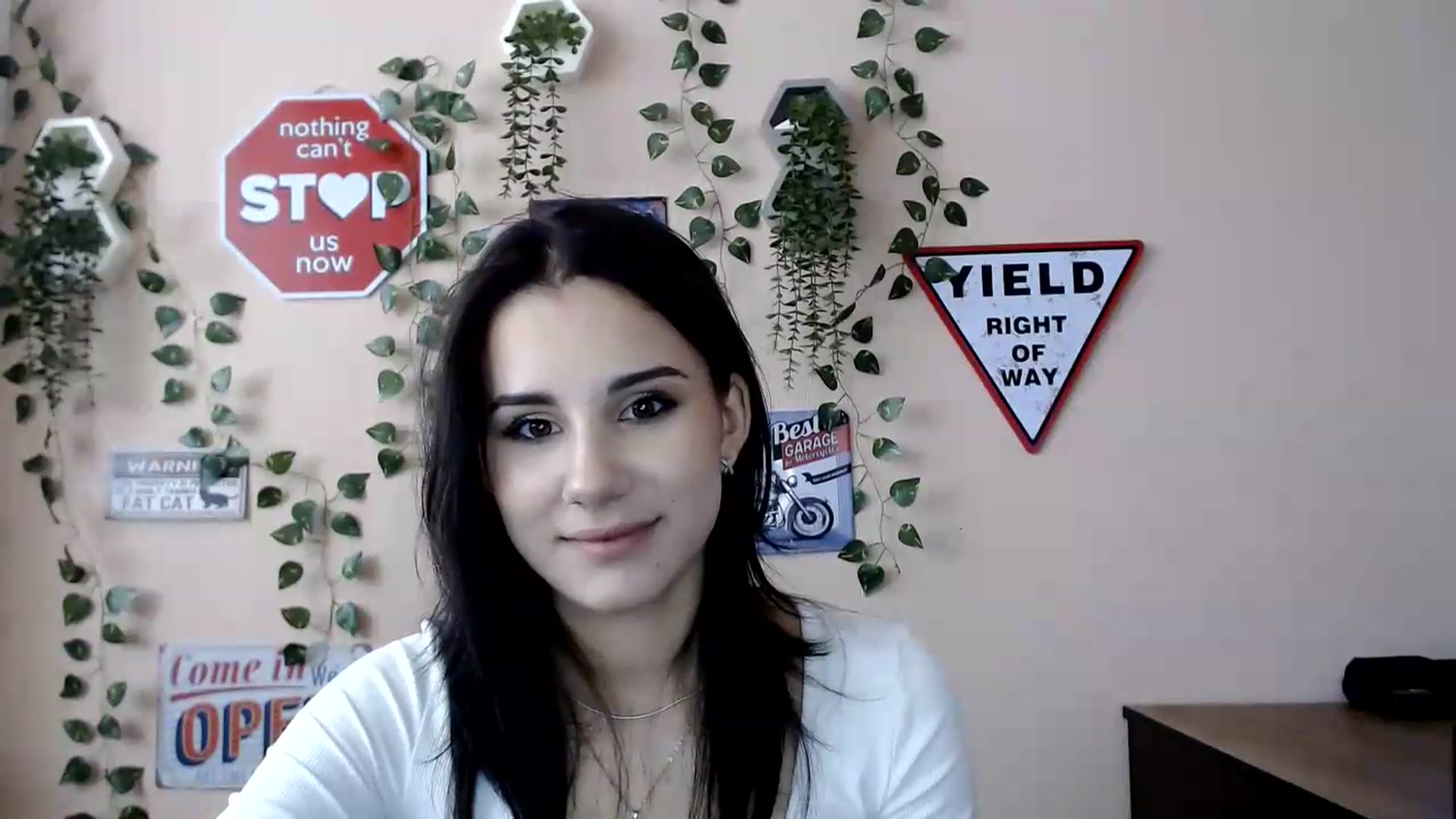Gallery image thumbnail from Sangria_'s myfreecams stream on, 09/04/2026, 15:53 image 20 of 20